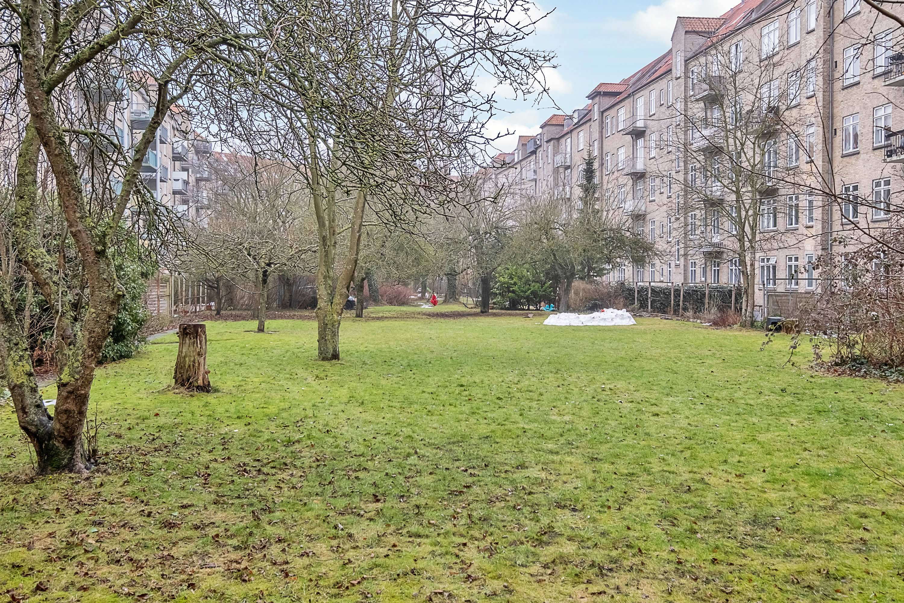 Fremhævet gårdmiljø billede i fuldskærmstilstand. Billede af Ålborggade 1, st.. th., 8000 Aarhus C