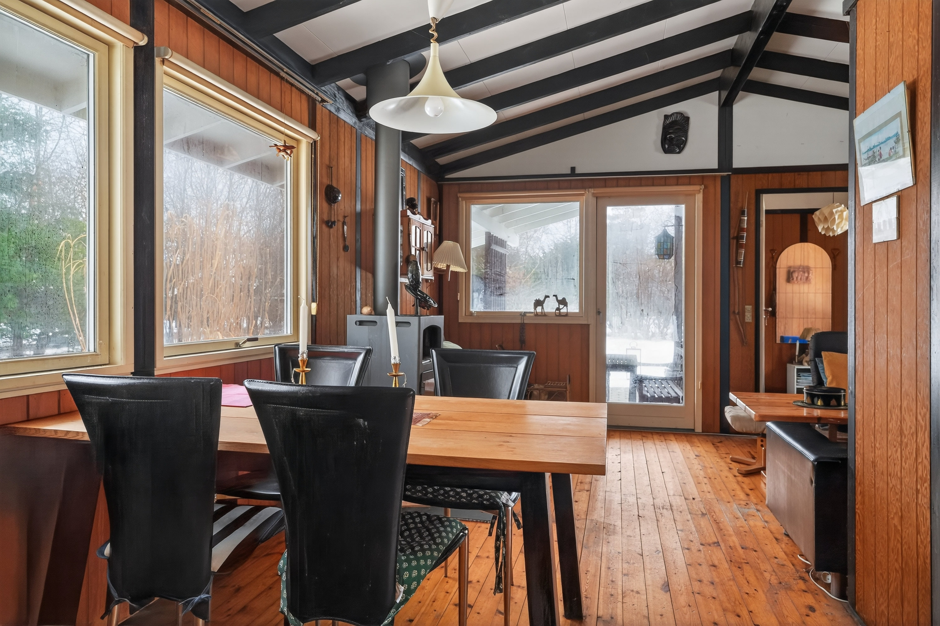 Fremhævet stue billede i fuldskærmstilstand. Billede af Enggårdsvej 8, Nakke, 4500 Nykøbing Sj