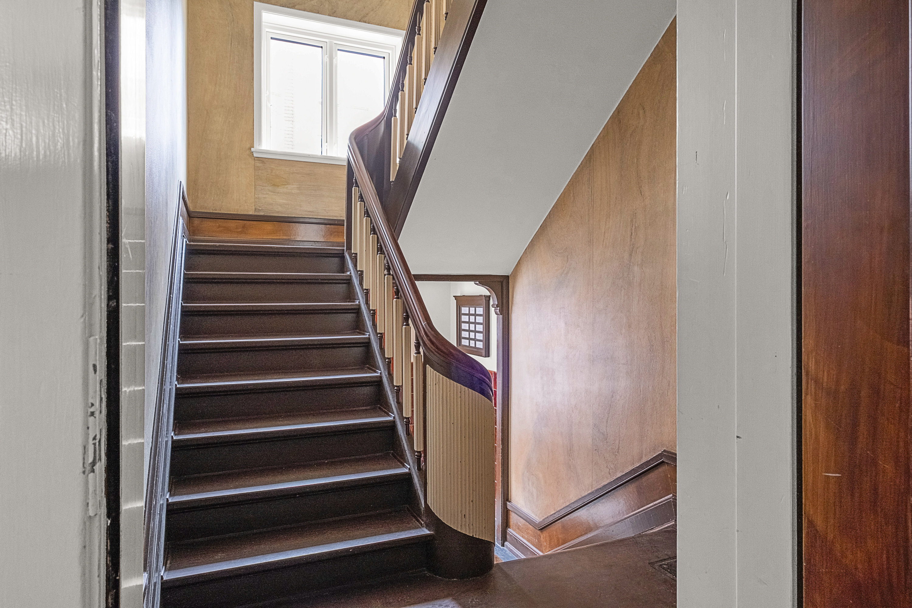 Fremhævet opgang billede i fuldskærmstilstand. Billede af Ålborggade 1, st.. th., 8000 Aarhus C