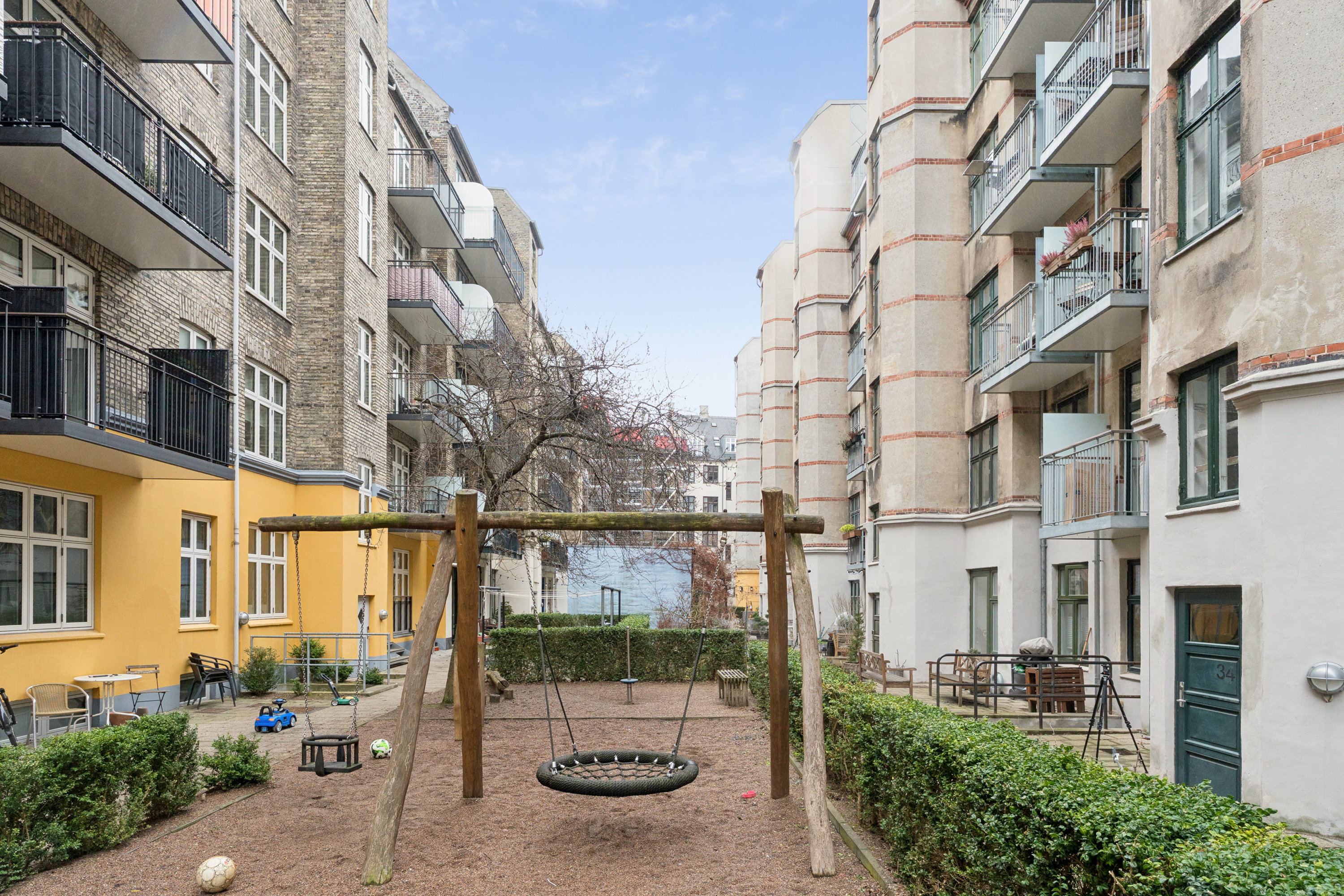 Fremhævet andet billede i fuldskærmstilstand. Billede af Marstalsgade 32, st.. th., 2100 København Ø