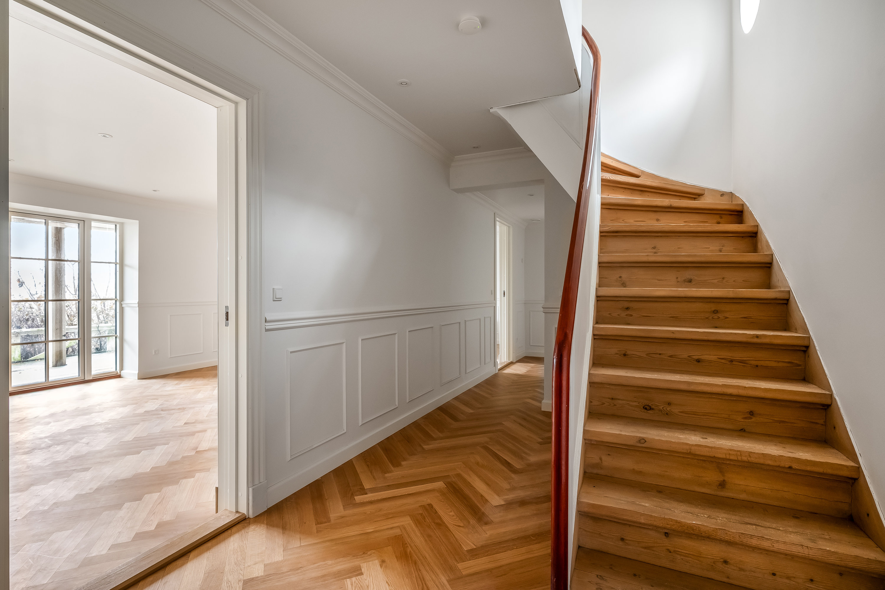 Fremhævet gang billede i fuldskærmstilstand. Billede af Voldgade 17, 7620 Lemvig