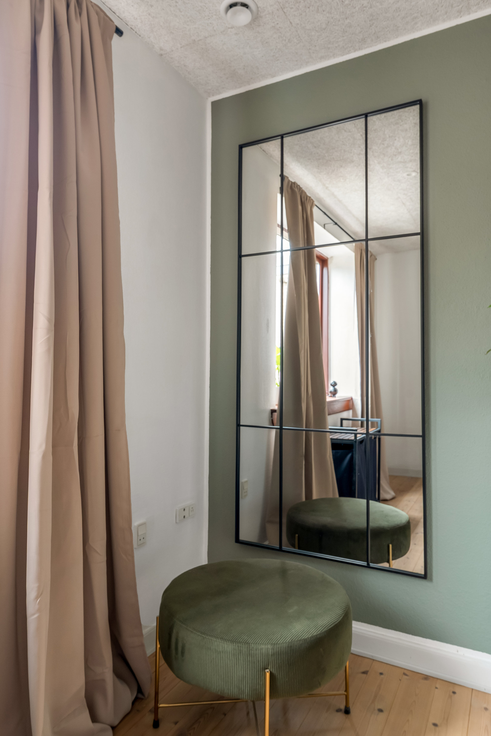 Fremhævet soveværelse billede i fuldskærmstilstand. Billede af Vinkelgade 11, st.. tv., 7400 Herning