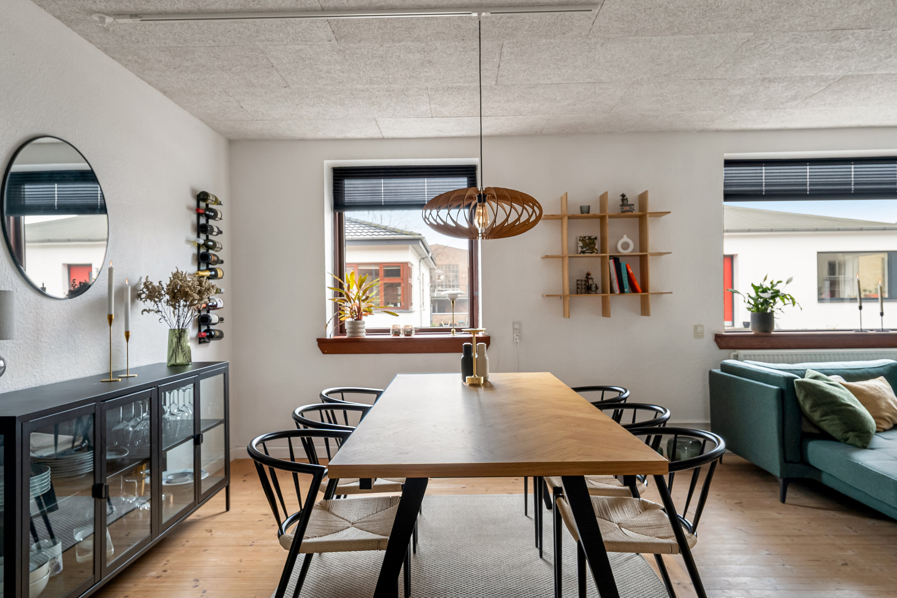 Fremhævet stue billede i fuldskærmstilstand. Billede af Vinkelgade 11, st.. tv., 7400 Herning