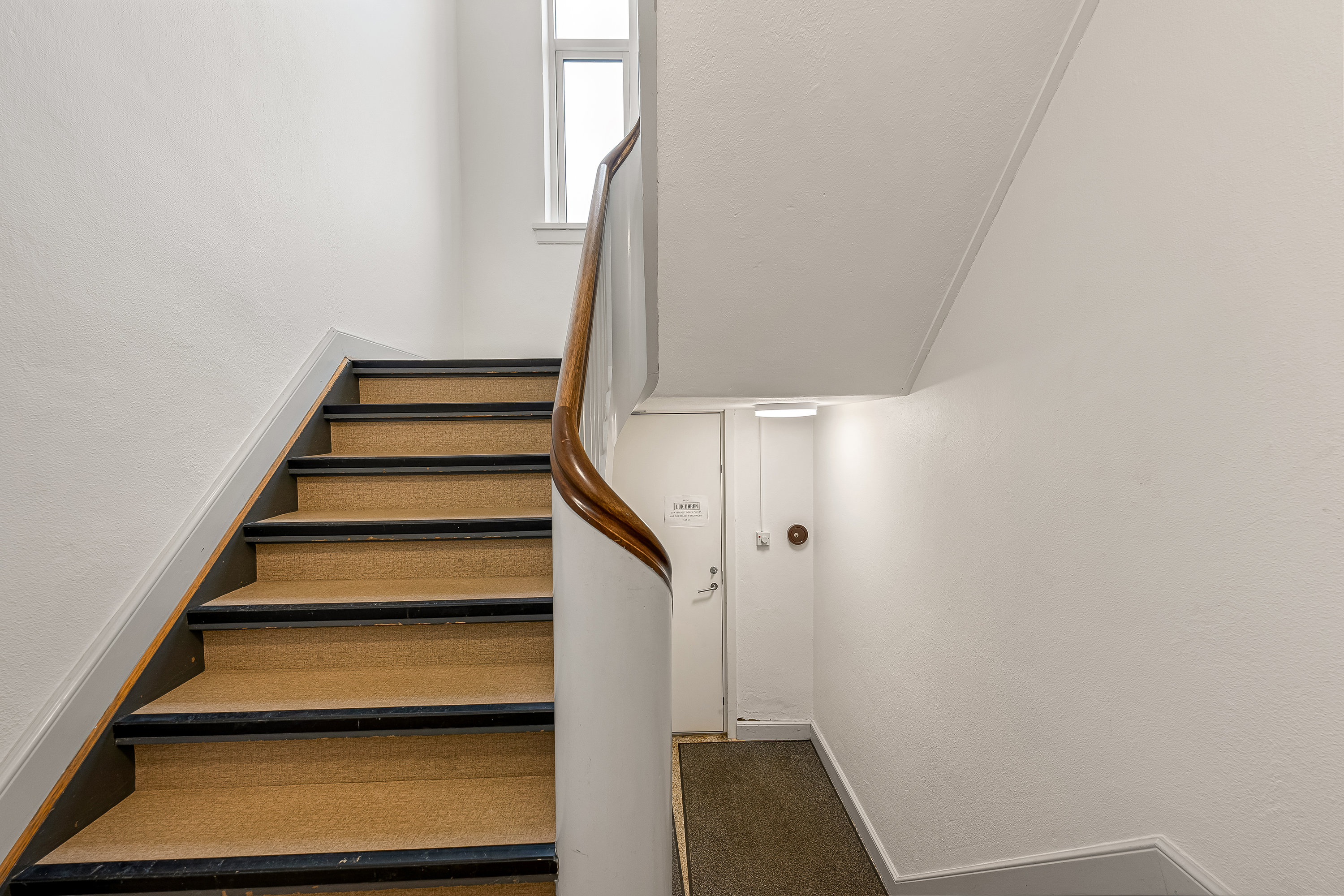 Fremhævet opgang billede i fuldskærmstilstand. Billede af Vinkelgade 11, st.. tv., 7400 Herning