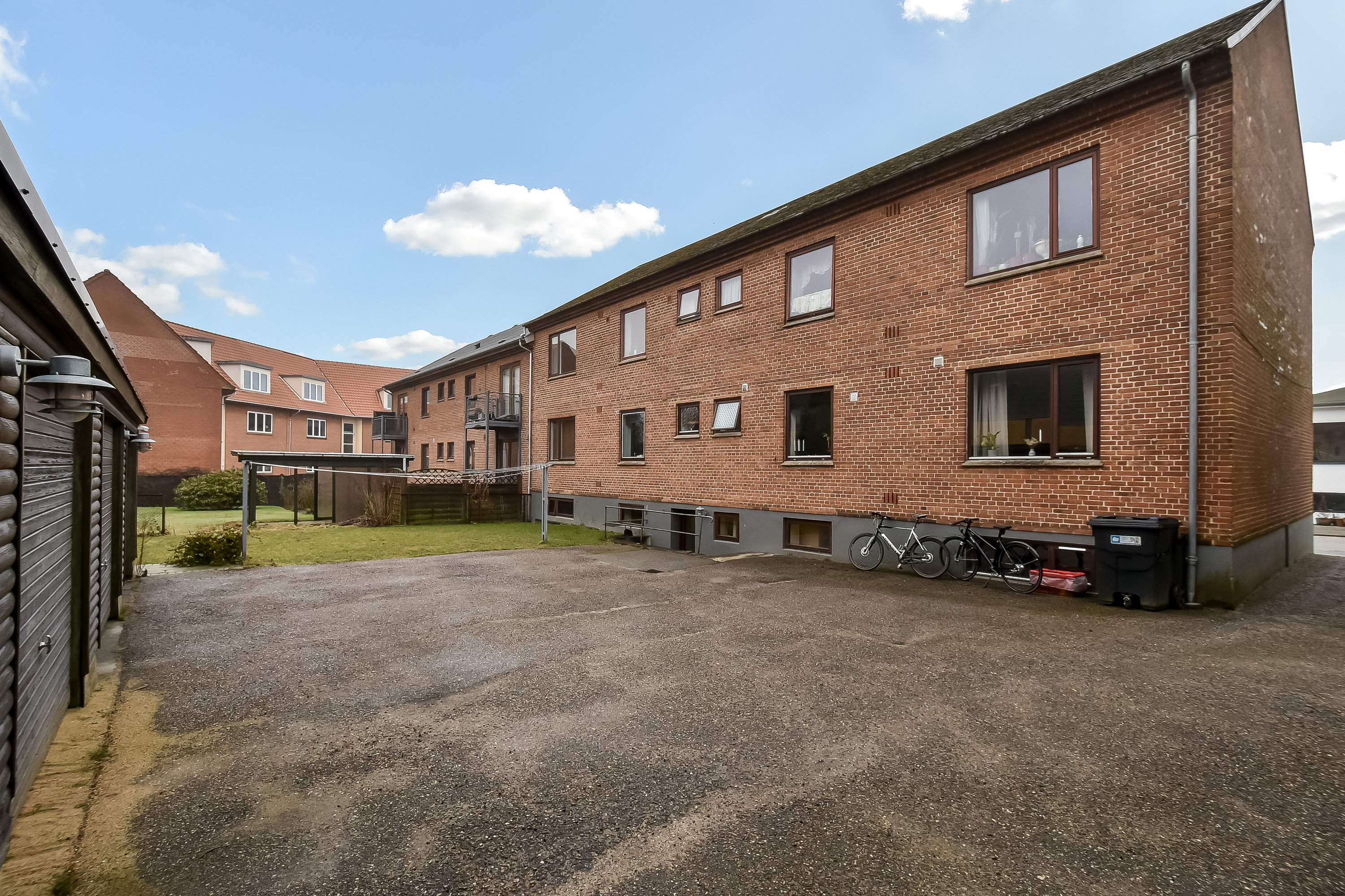 Fremhævet ejendommen billede i fuldskærmstilstand. Billede af Vinkelgade 11, st.. tv., 7400 Herning