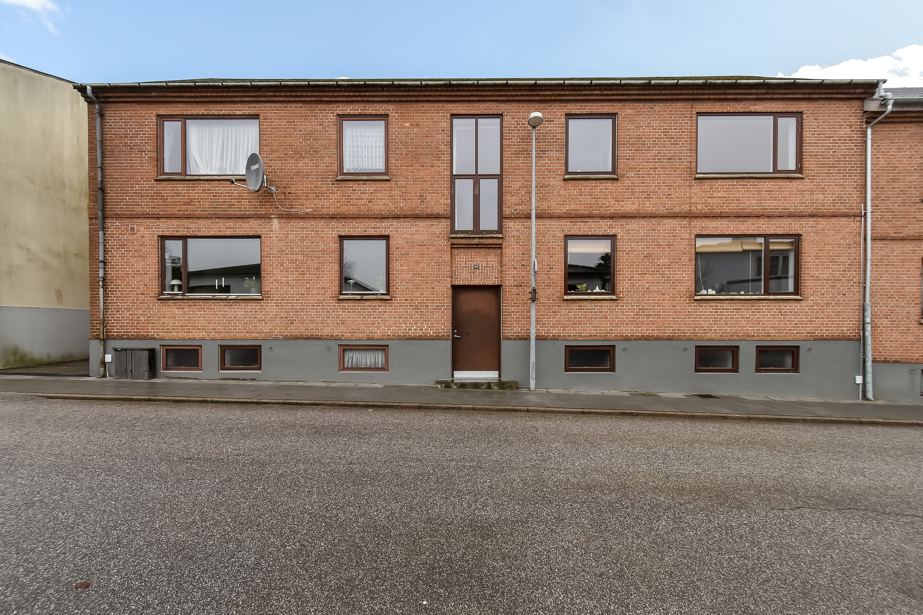 Fremhævet ejendommen billede i fuldskærmstilstand. Billede af Vinkelgade 11, st.. tv., 7400 Herning