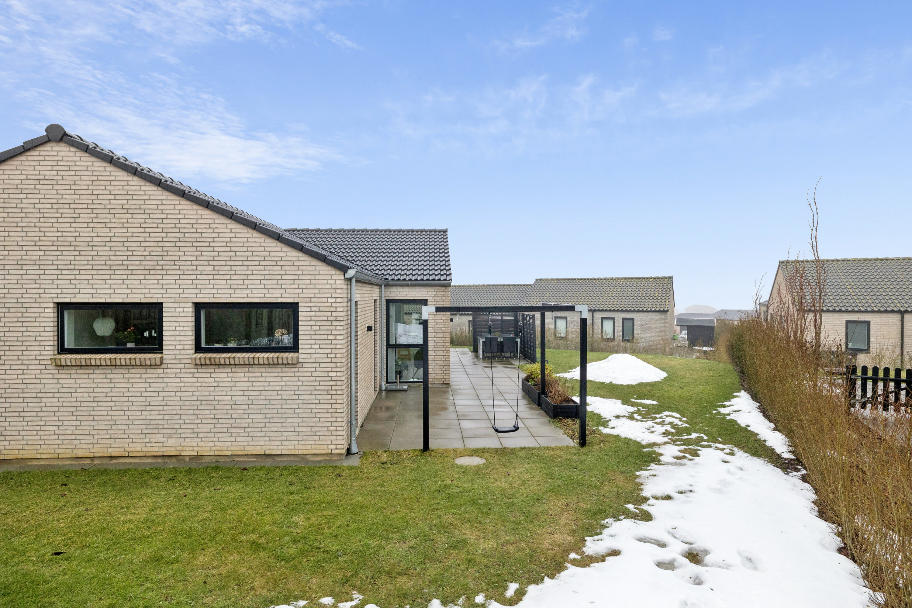 Fremhævet have billede i fuldskærmstilstand. Billede af Hvidkløverhøjen 43, Gram, 8660 Skanderborg