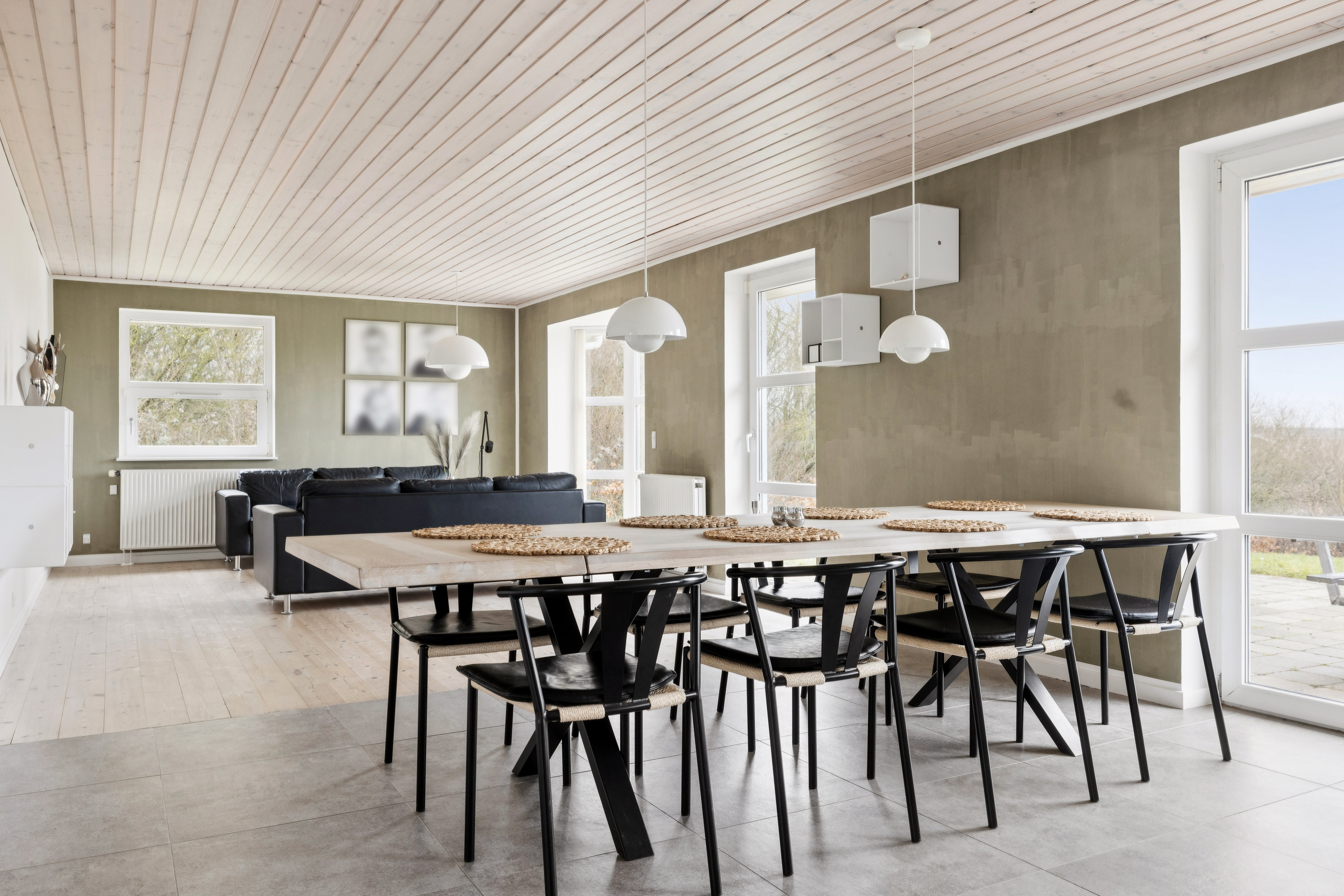 Fremhævet stue billede i fuldskærmstilstand. Billede af Heimdalsvænget 8, 5610 Assens