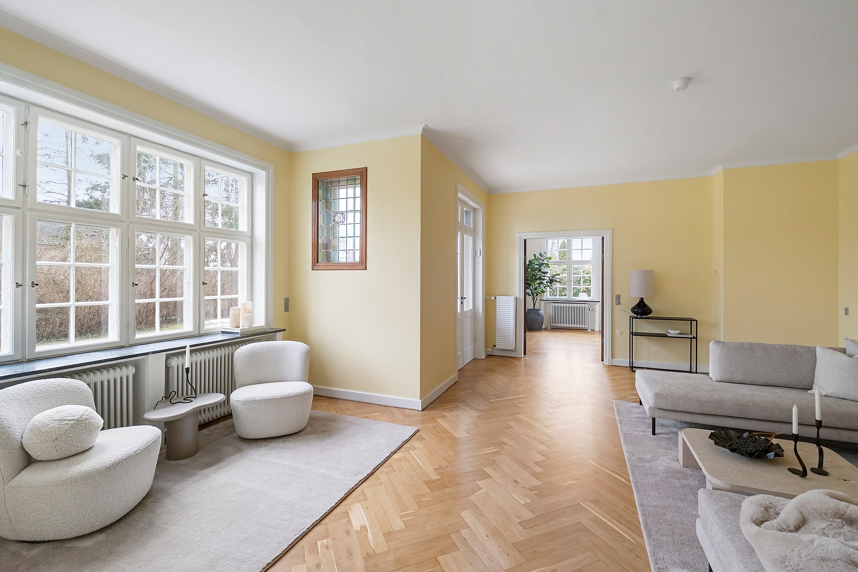 Fremhævet stue billede i fuldskærmstilstand. Billede af Barsehøj 10, 2900 Hellerup