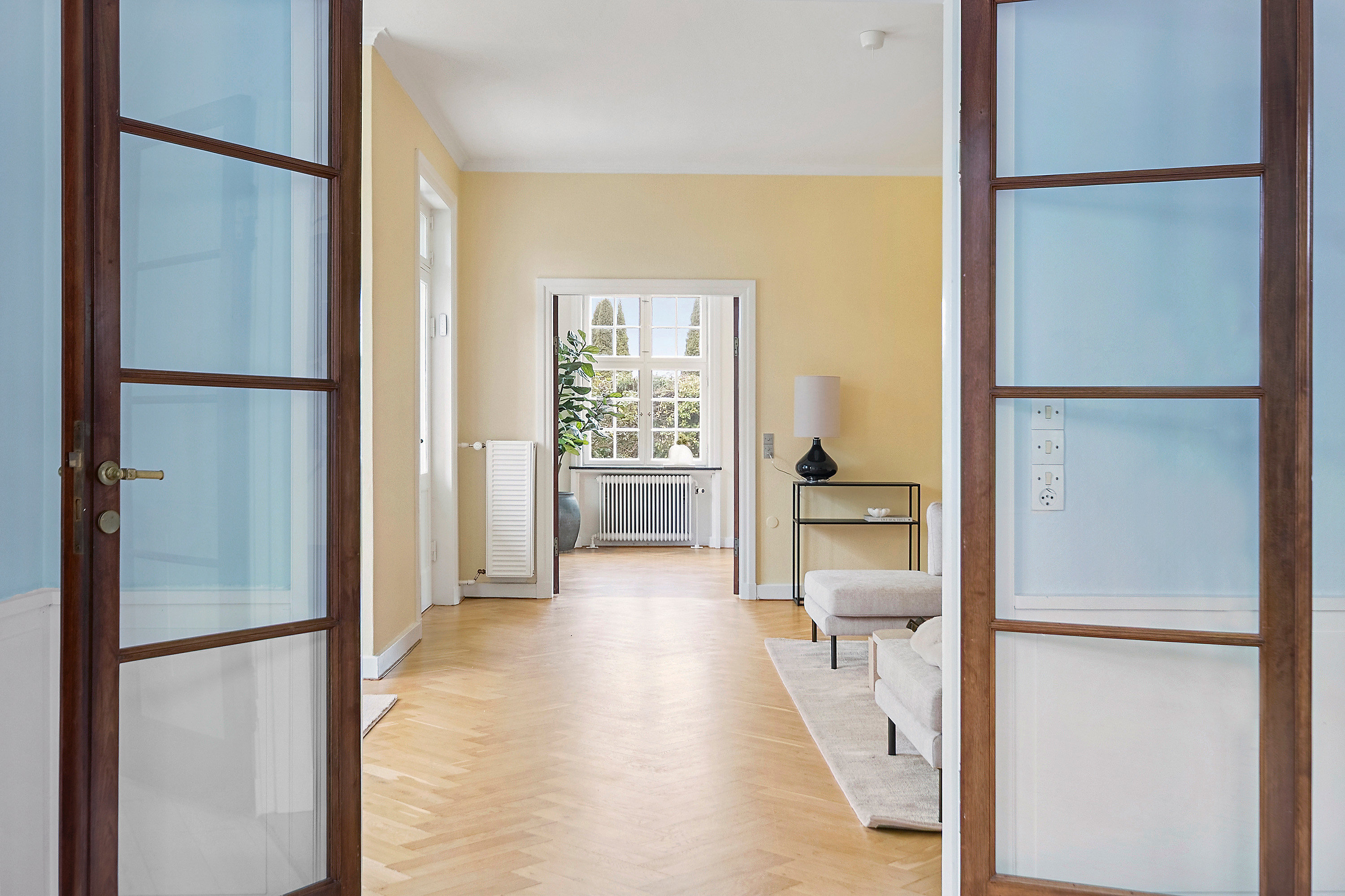 Fremhævet stue billede i fuldskærmstilstand. Billede af Barsehøj 10, 2900 Hellerup