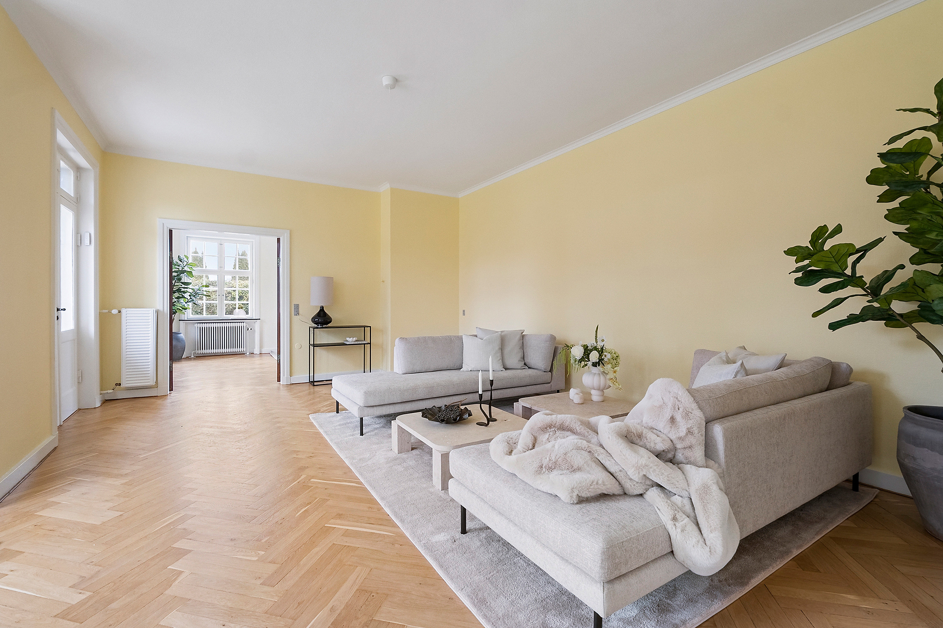 Fremhævet stue billede i fuldskærmstilstand. Billede af Barsehøj 10, 2900 Hellerup