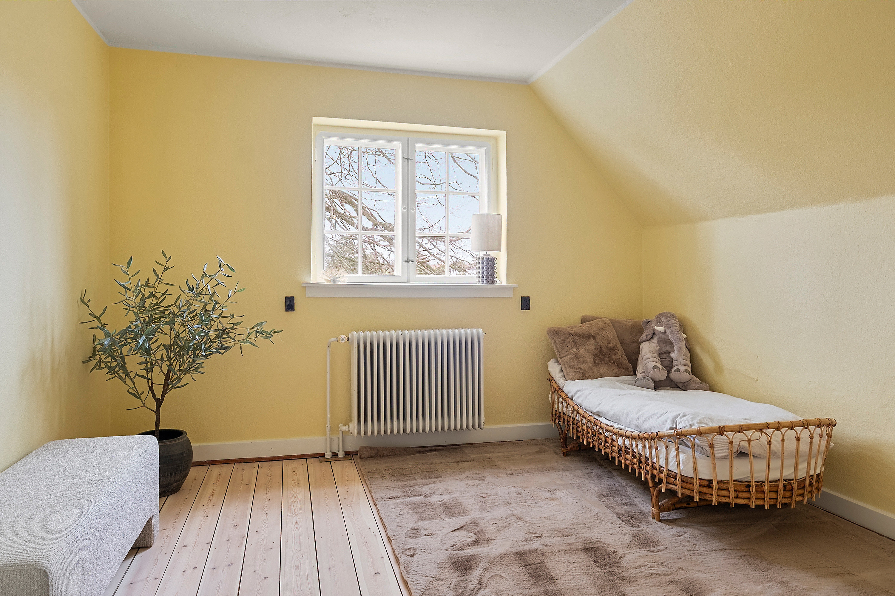 Fremhævet soveværelse billede i fuldskærmstilstand. Billede af Barsehøj 10, 2900 Hellerup