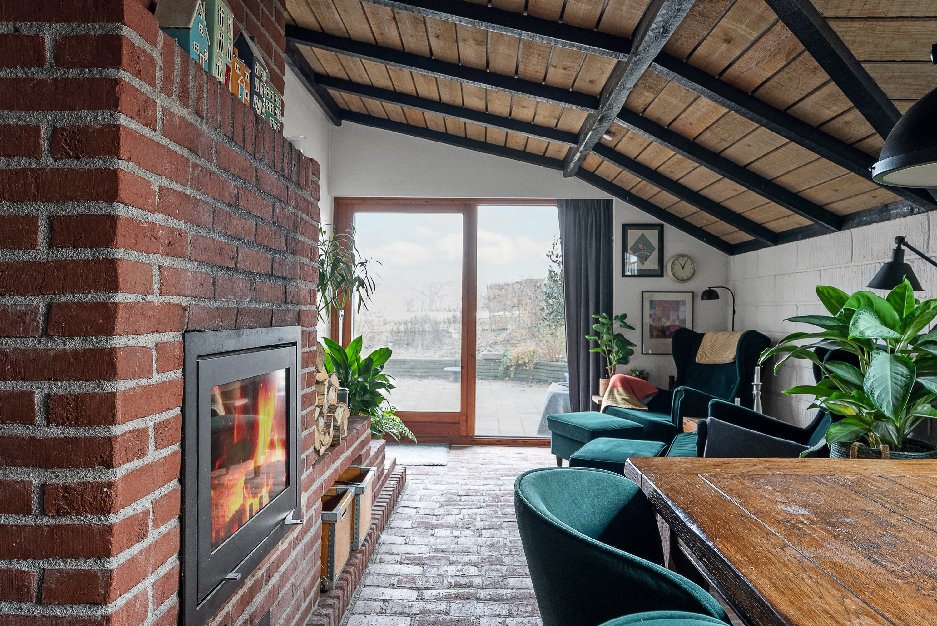 Fremhævet stue billede i fuldskærmstilstand. Billede af Kirkevej 33, Nr Højrup, 5450 Otterup