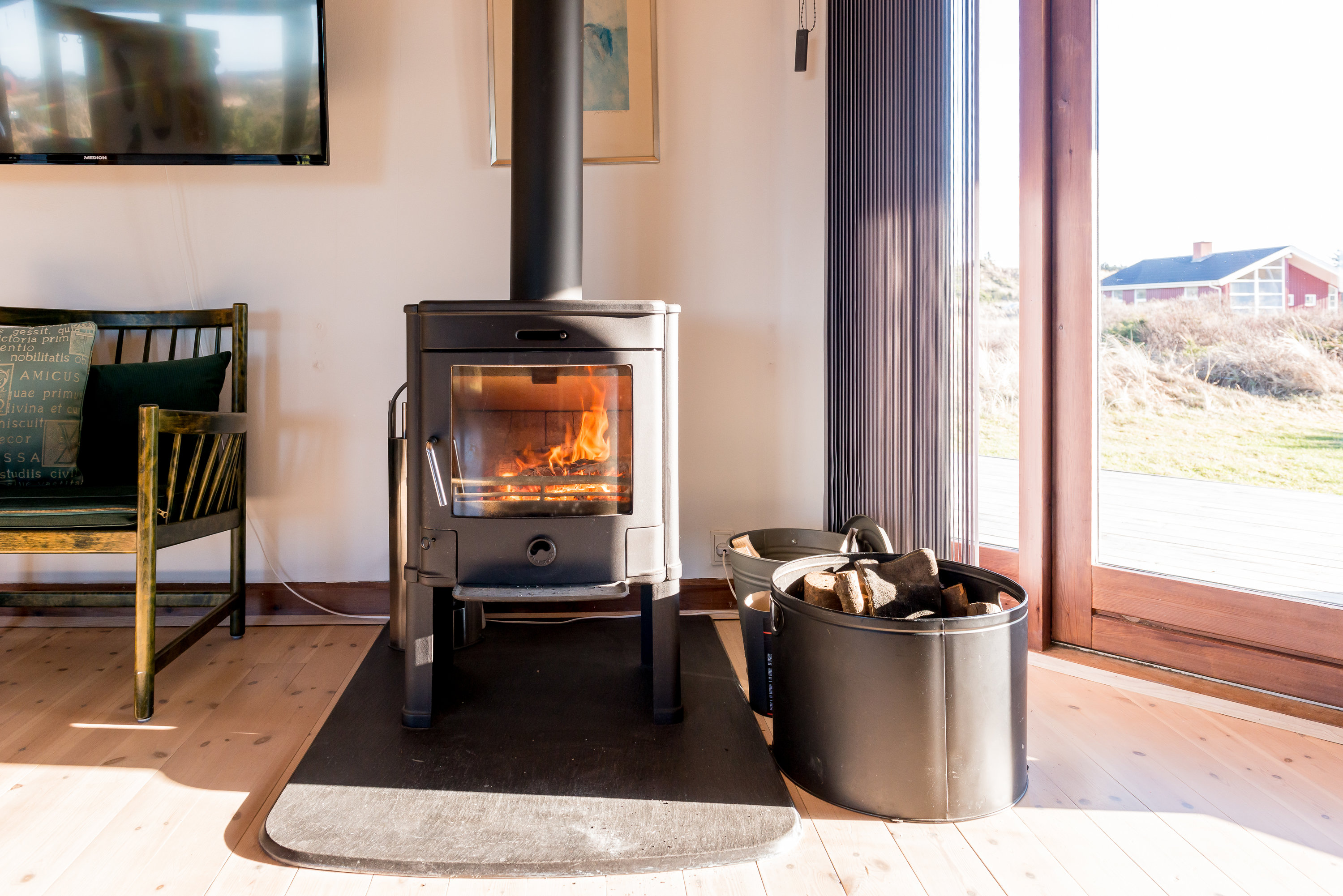 Fremhævet brændeovn billede i fuldskærmstilstand. Billede af Krageengen 7, Tornby, 9850 Hirtshals