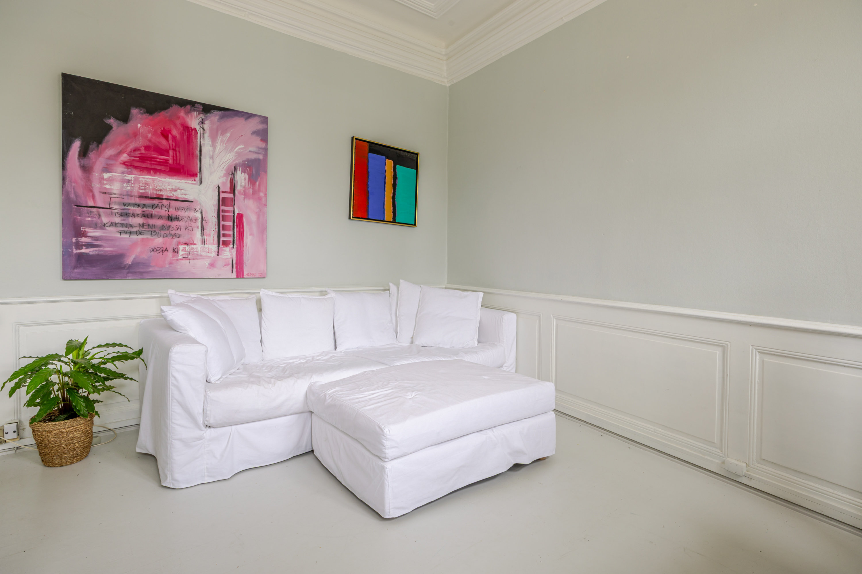 Fremhævet stue billede i fuldskærmstilstand. Billede af Nyhavn 23, 1., 1051 København K