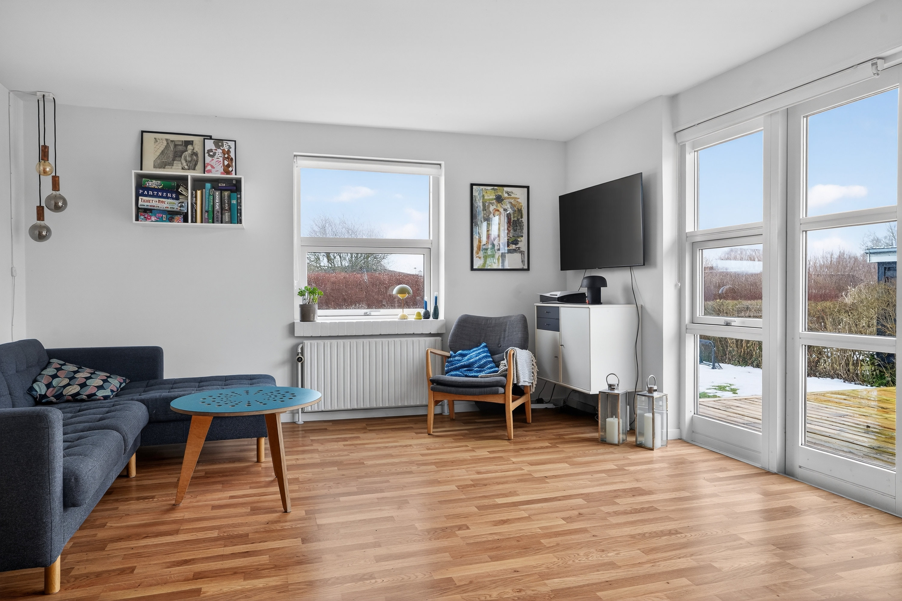 Fremhævet stue billede i fuldskærmstilstand. Billede af Risvænget 17, Tuse, 4300 Holbæk