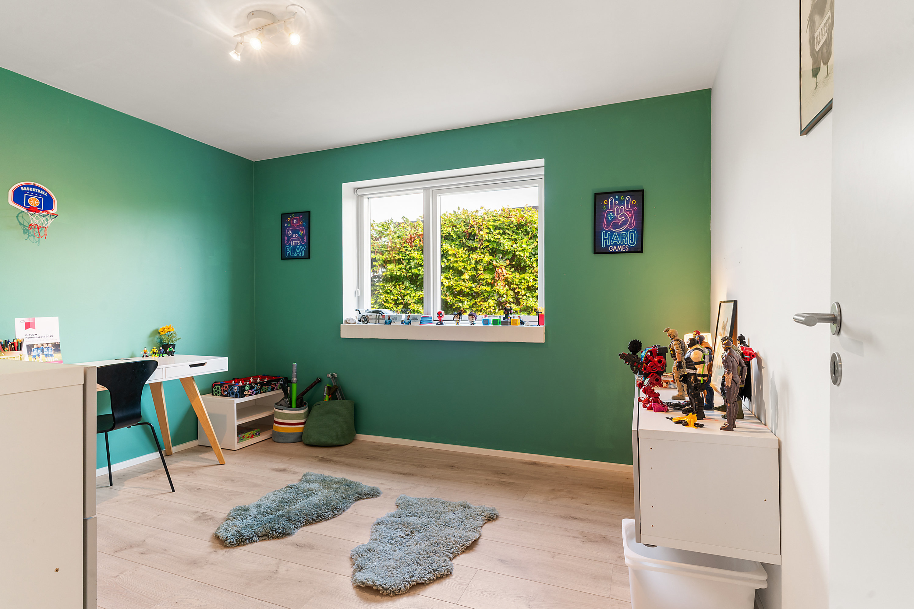 Fremhævet  billede i fuldskærmstilstand. Billede af Nordkaperen 30, 8960 Randers SØ