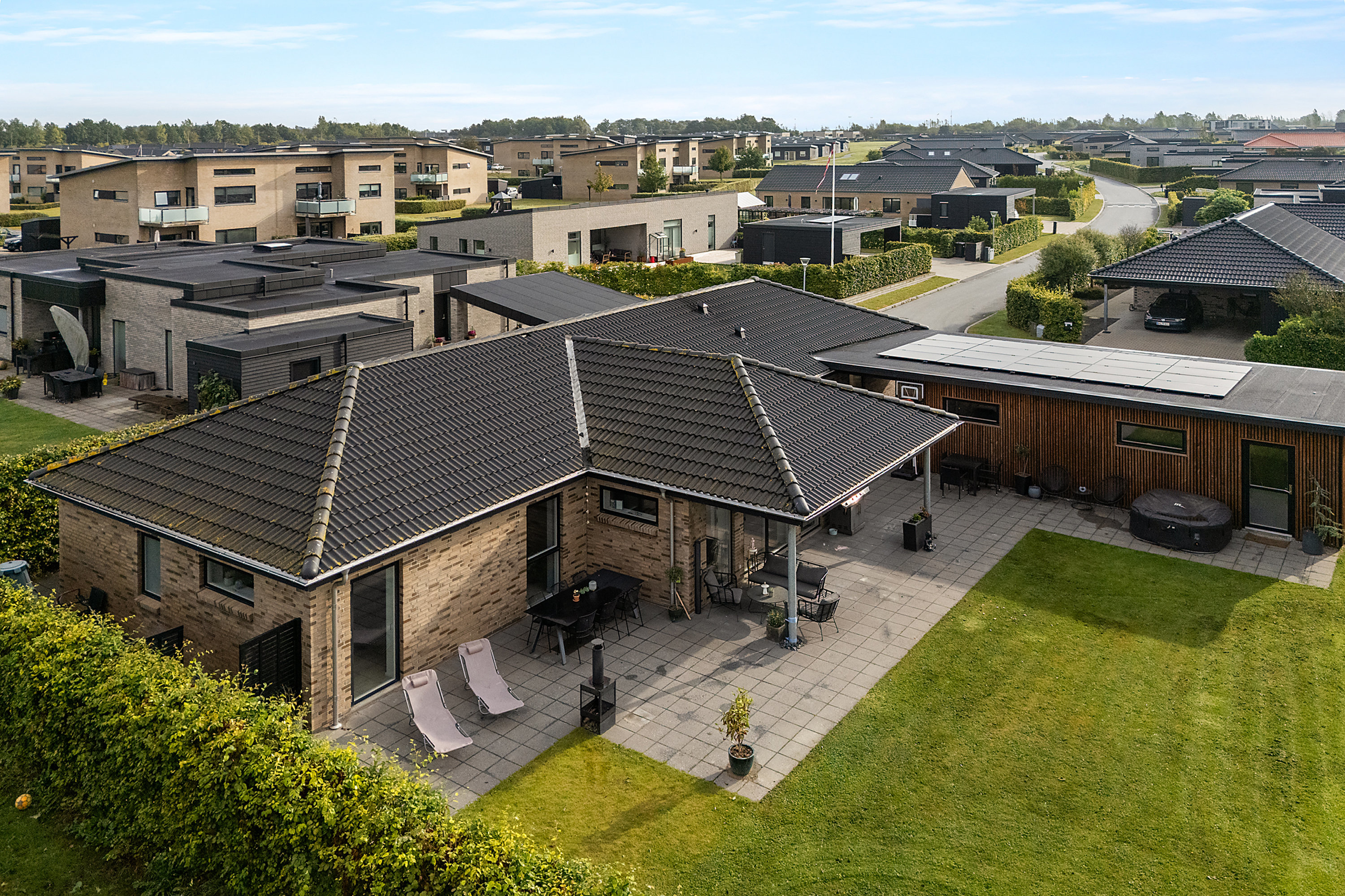 Fremhævet  billede i fuldskærmstilstand. Billede af Nordkaperen 30, 8960 Randers SØ