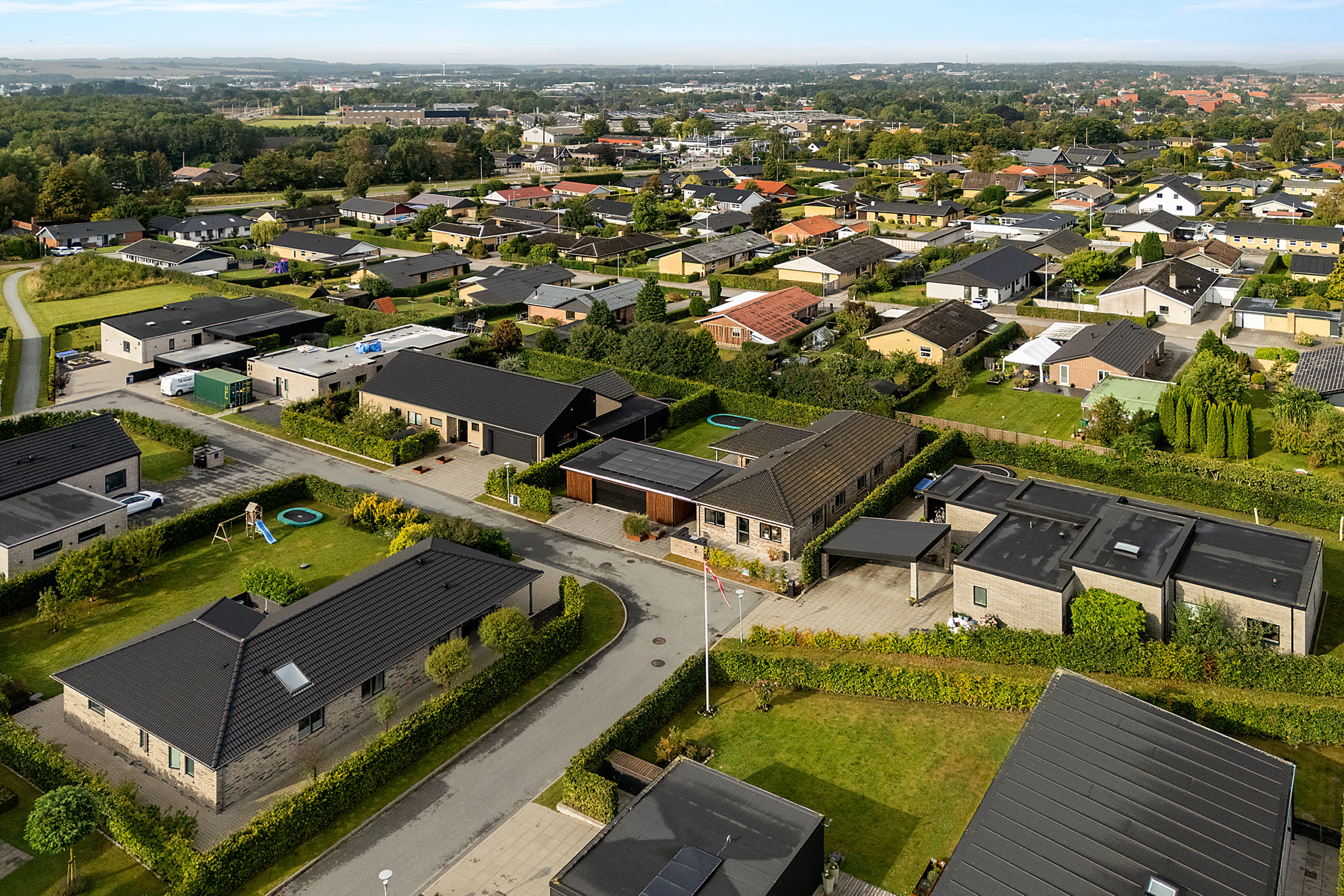 Fremhævet  billede i fuldskærmstilstand. Billede af Nordkaperen 30, 8960 Randers SØ