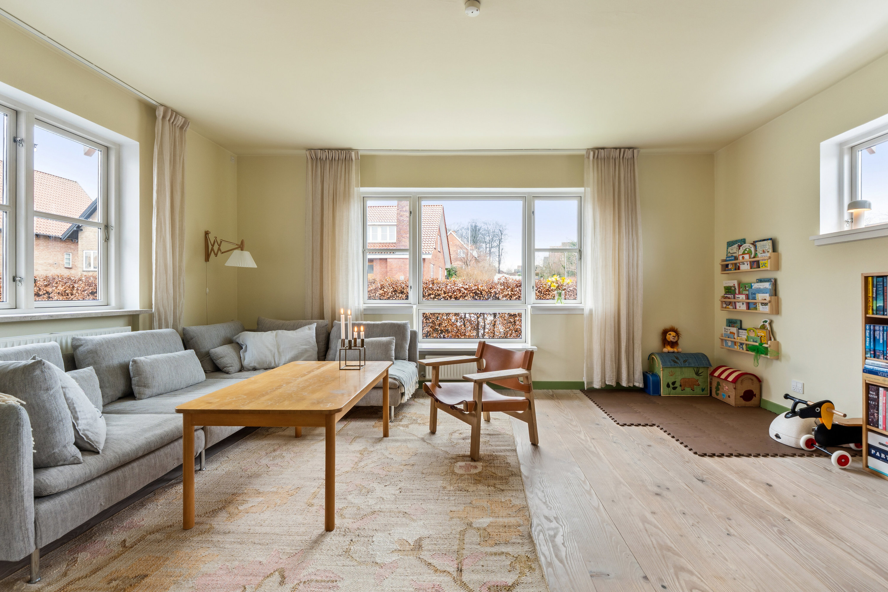 Fremhævet stue billede i fuldskærmstilstand. Billede af Søkildevej 24, 5700 Svendborg