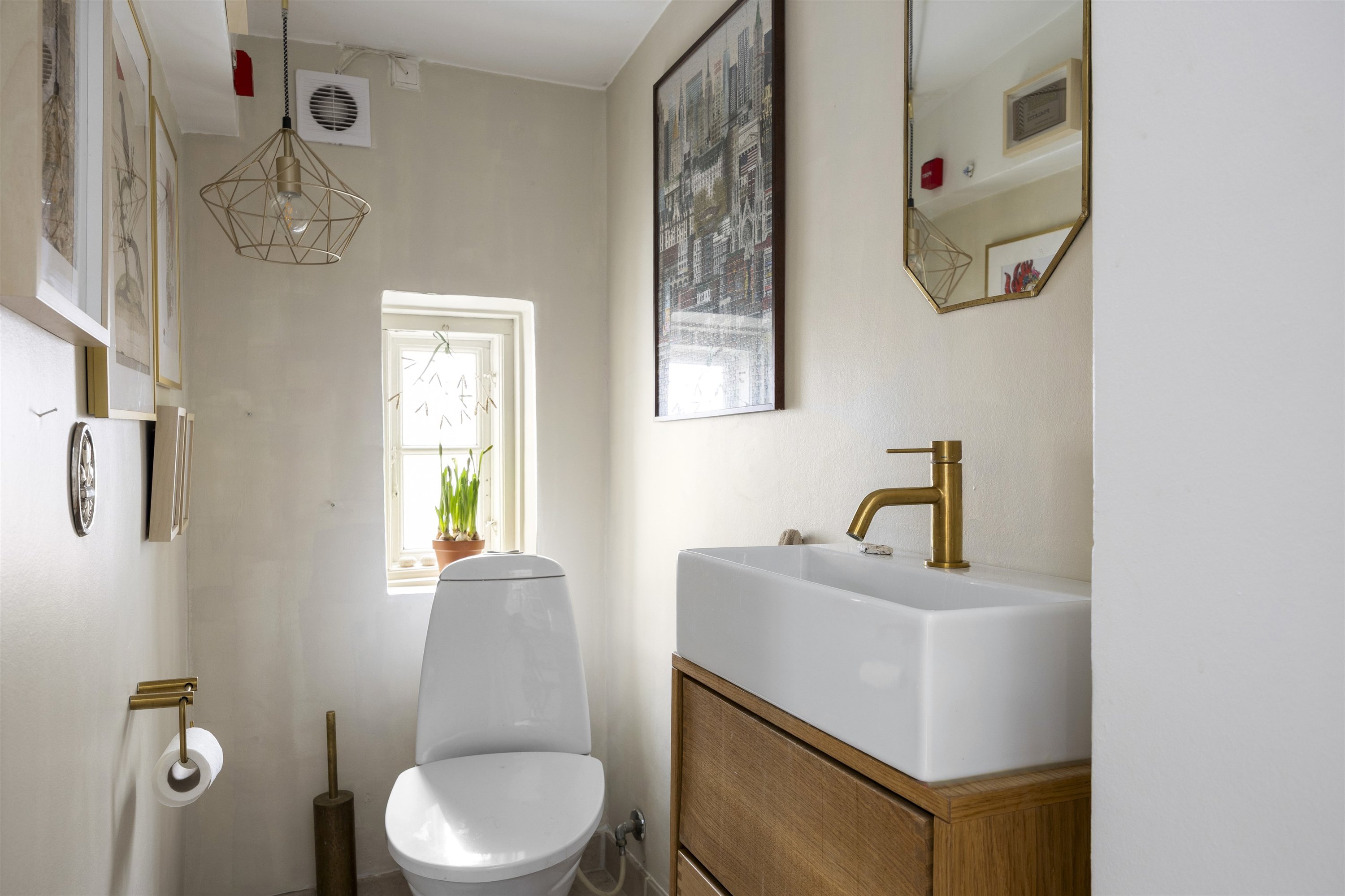 Fremhævet andet billede i fuldskærmstilstand. Billede af Ingeborgvej 33, 2900 Hellerup