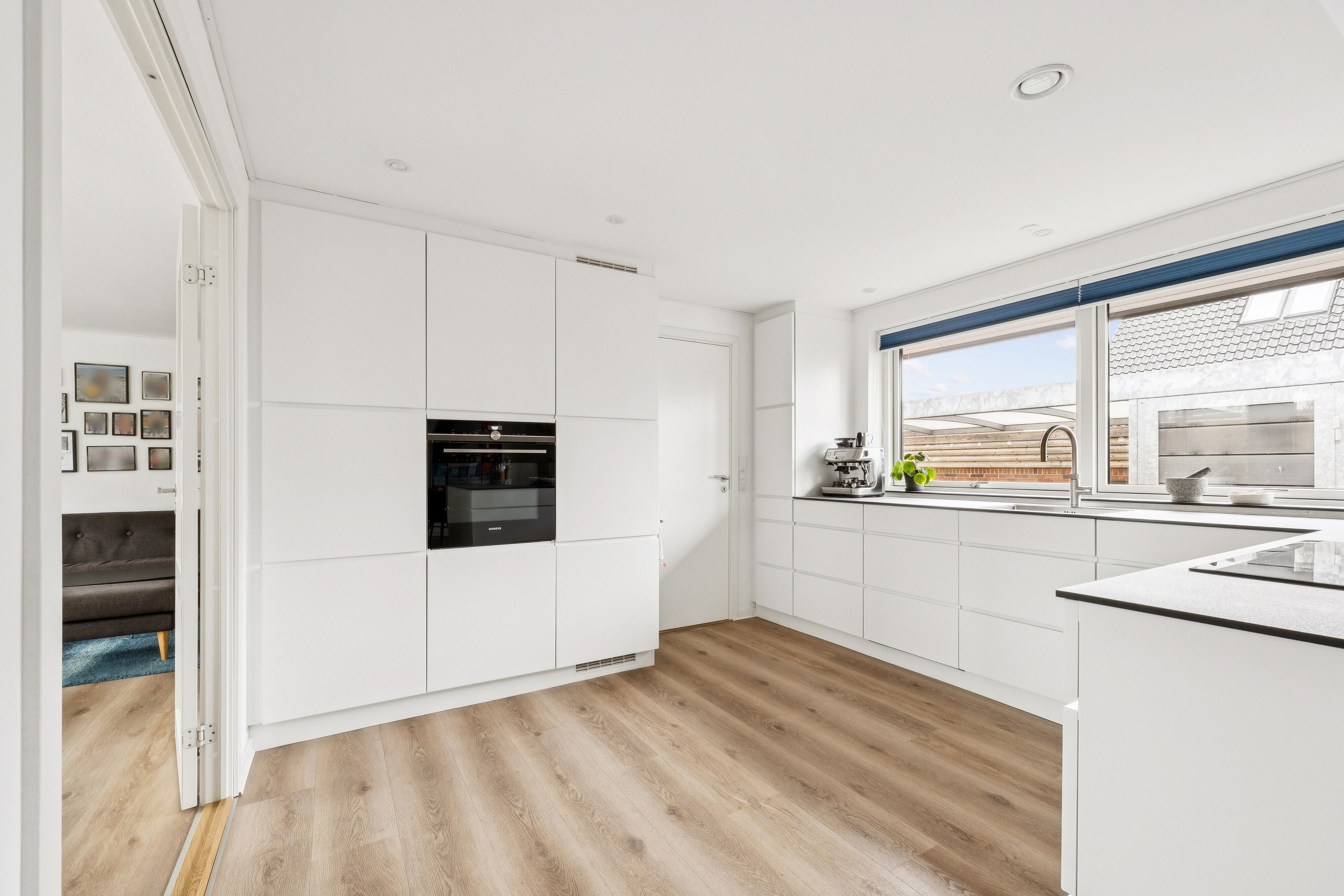 Fremhævet køkken billede i fuldskærmstilstand. Billede af Rosendalvej 3, Stavtrup, 8260 Viby J