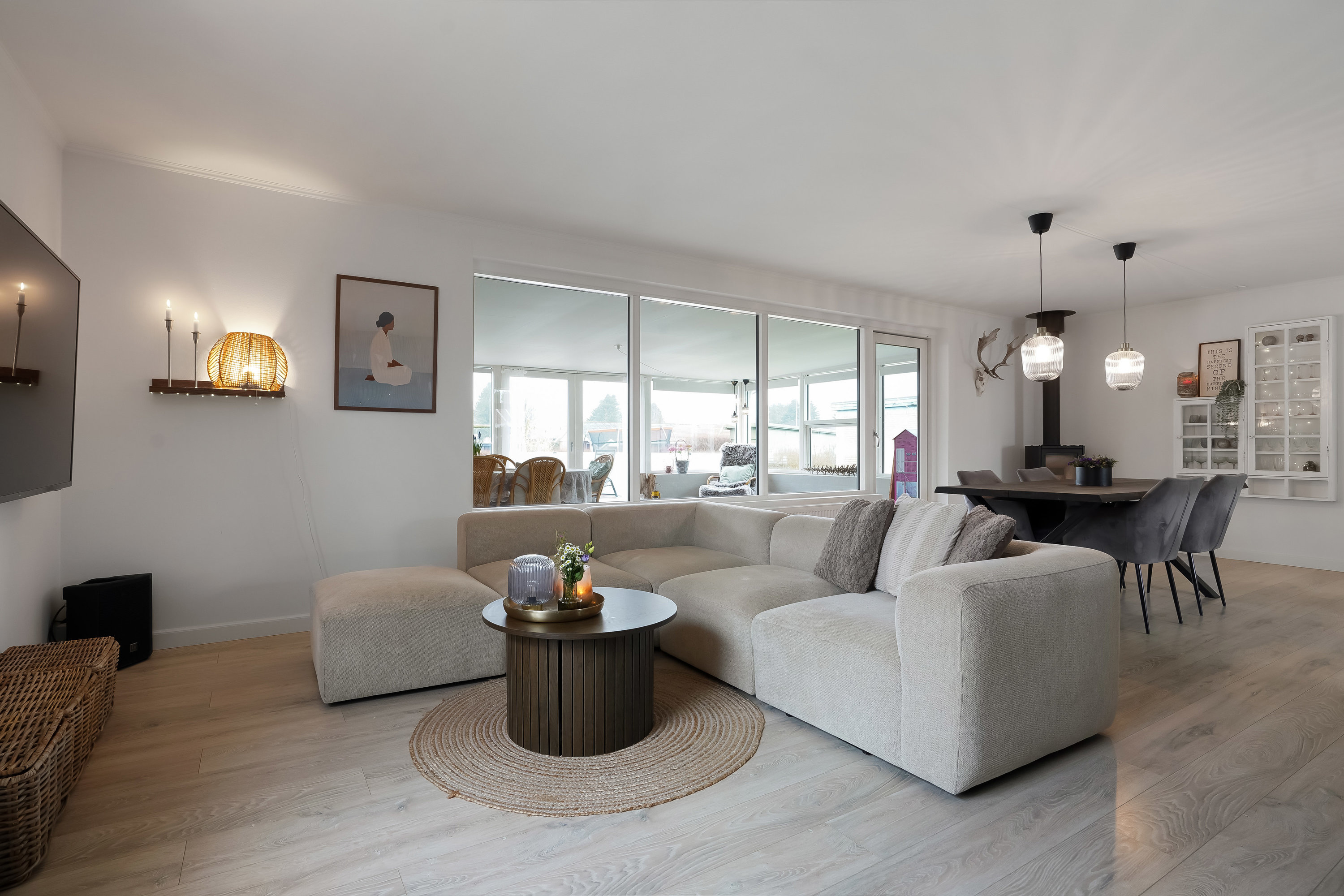 Fremhævet stue billede i fuldskærmstilstand. Billede af Toftevej 15, Gelsted, 5591 Gelsted