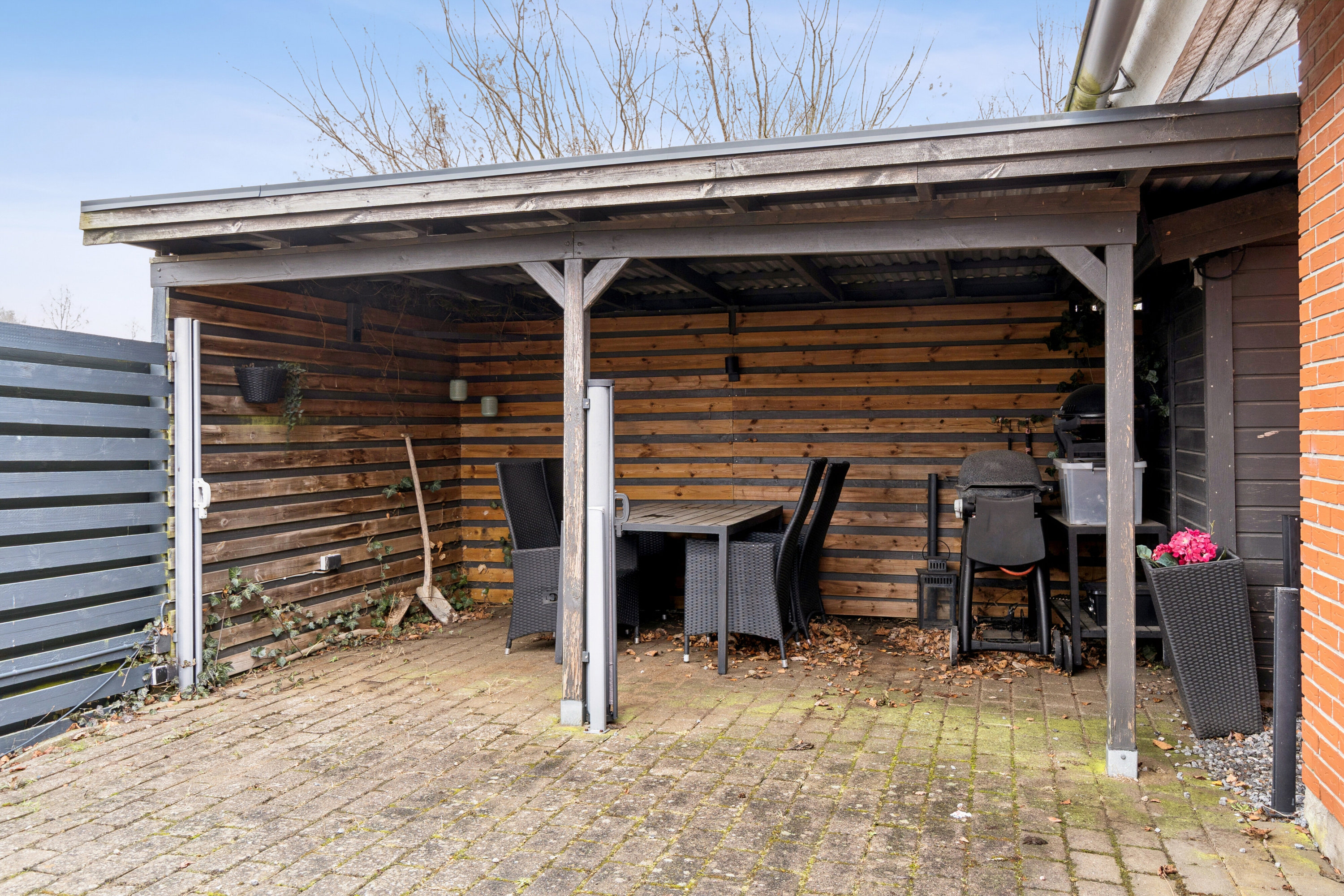 Fremhævet overdækket terrasse billede i fuldskærmstilstand. Billede af Skjernvej 3, 4200 Slagelse