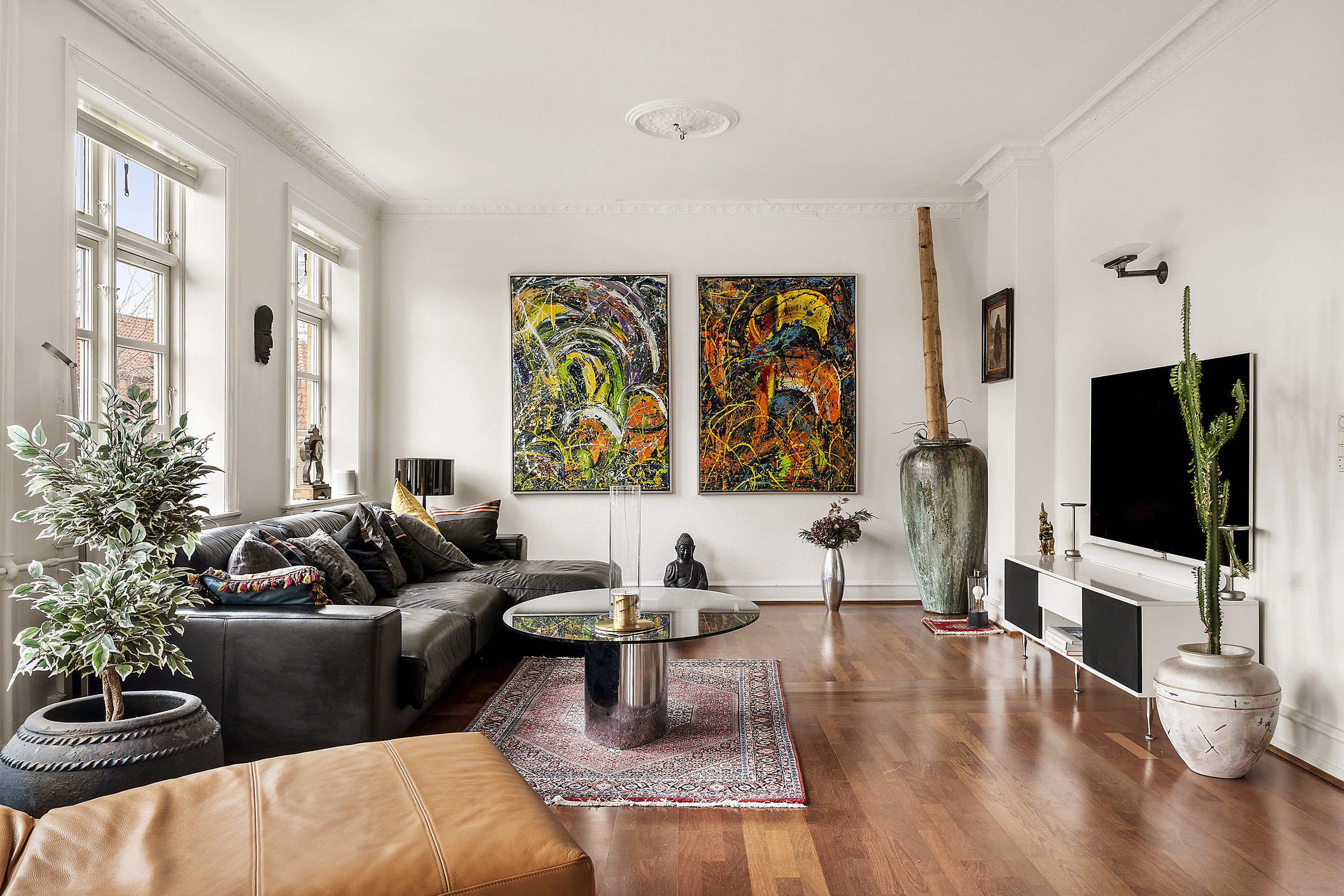 Fremhævet stue billede i fuldskærmstilstand. Billede af Teglgårdsvej 51, 1. tv., 2920 Charlottenlund