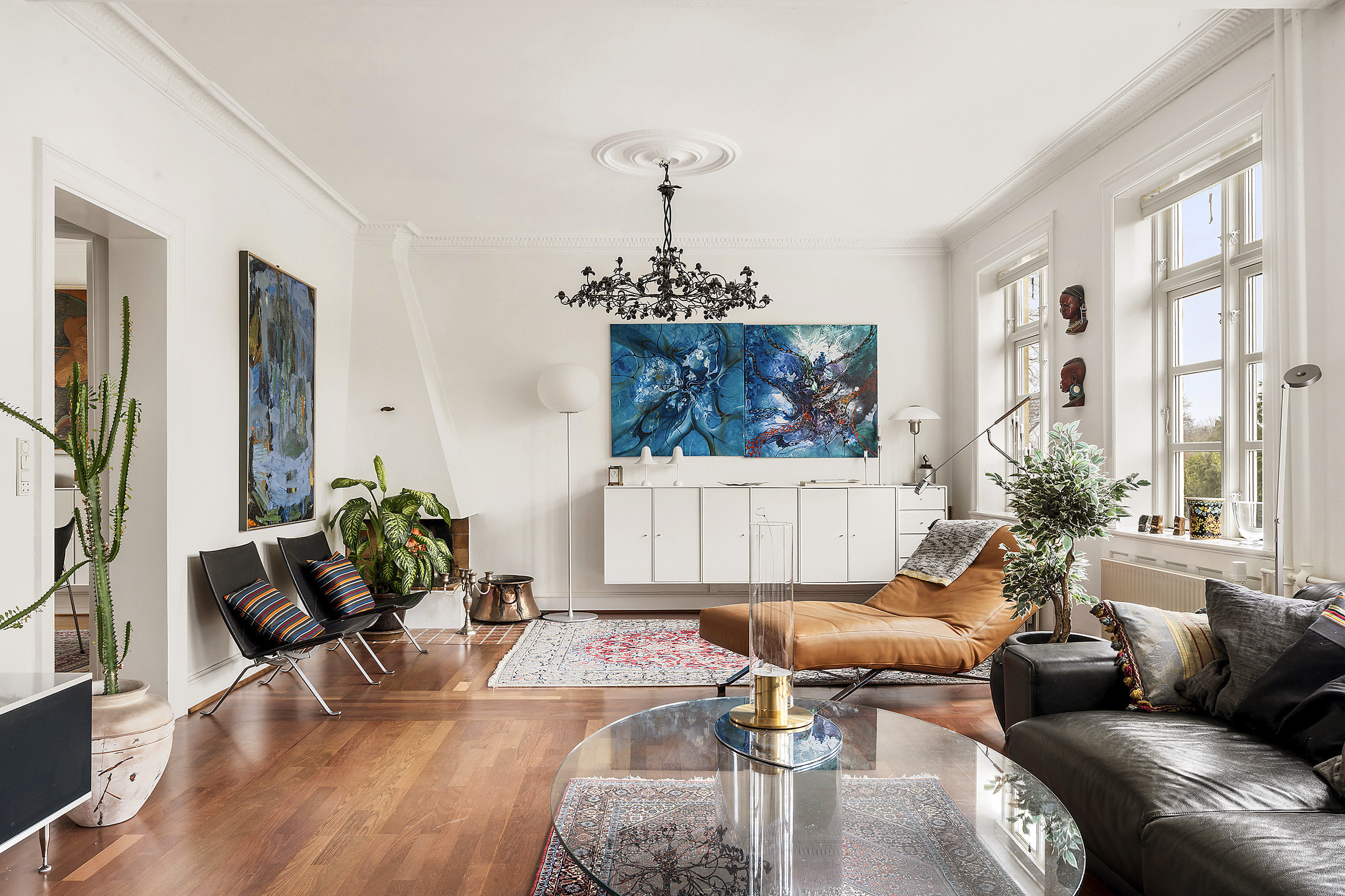 Fremhævet stue billede i fuldskærmstilstand. Billede af Teglgårdsvej 51, 1. tv., 2920 Charlottenlund