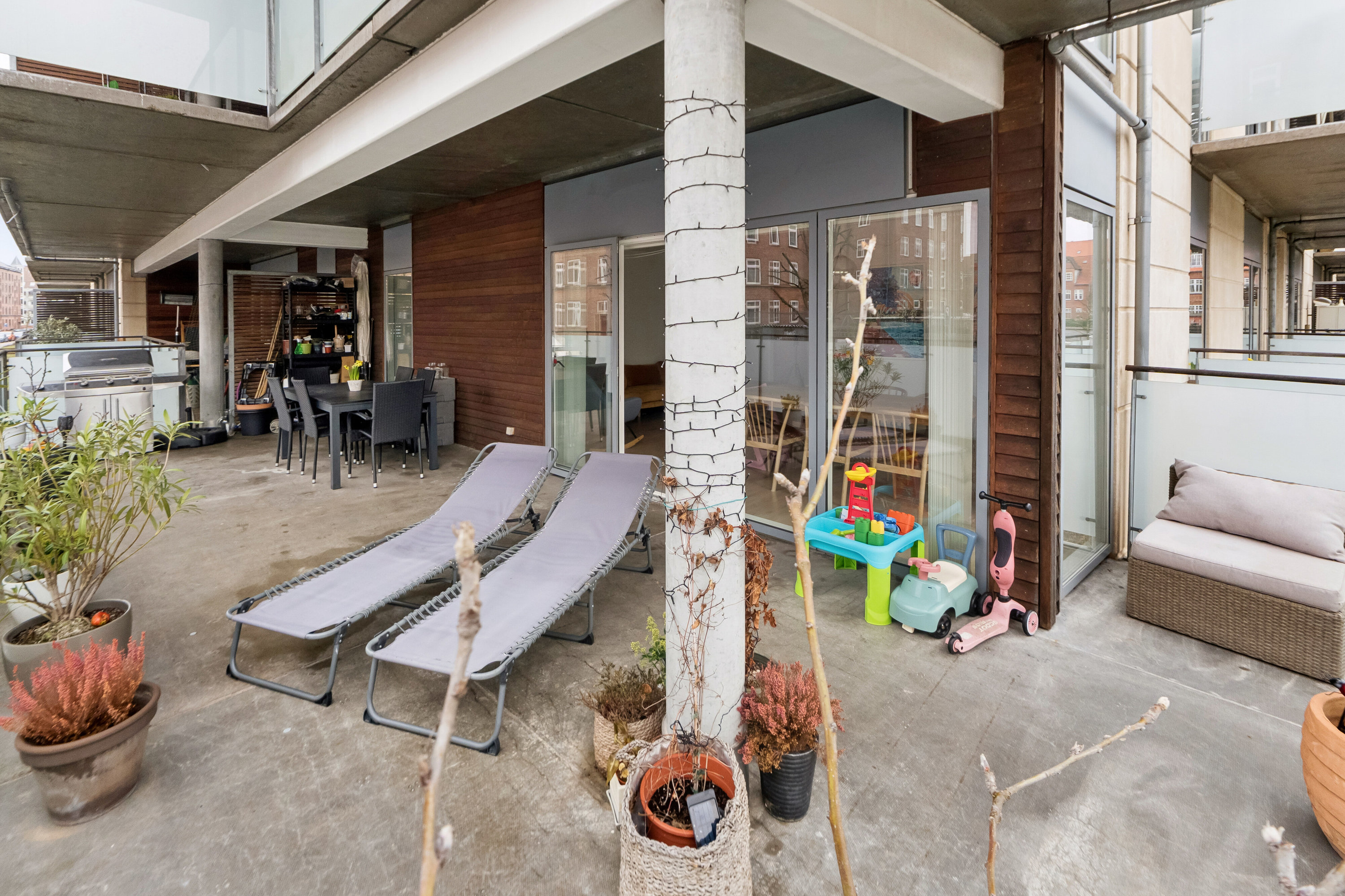 Fremhævet overdækket terrasse billede i fuldskærmstilstand. Billede af Lyneborggade 27, st.. tv., 2300 København S