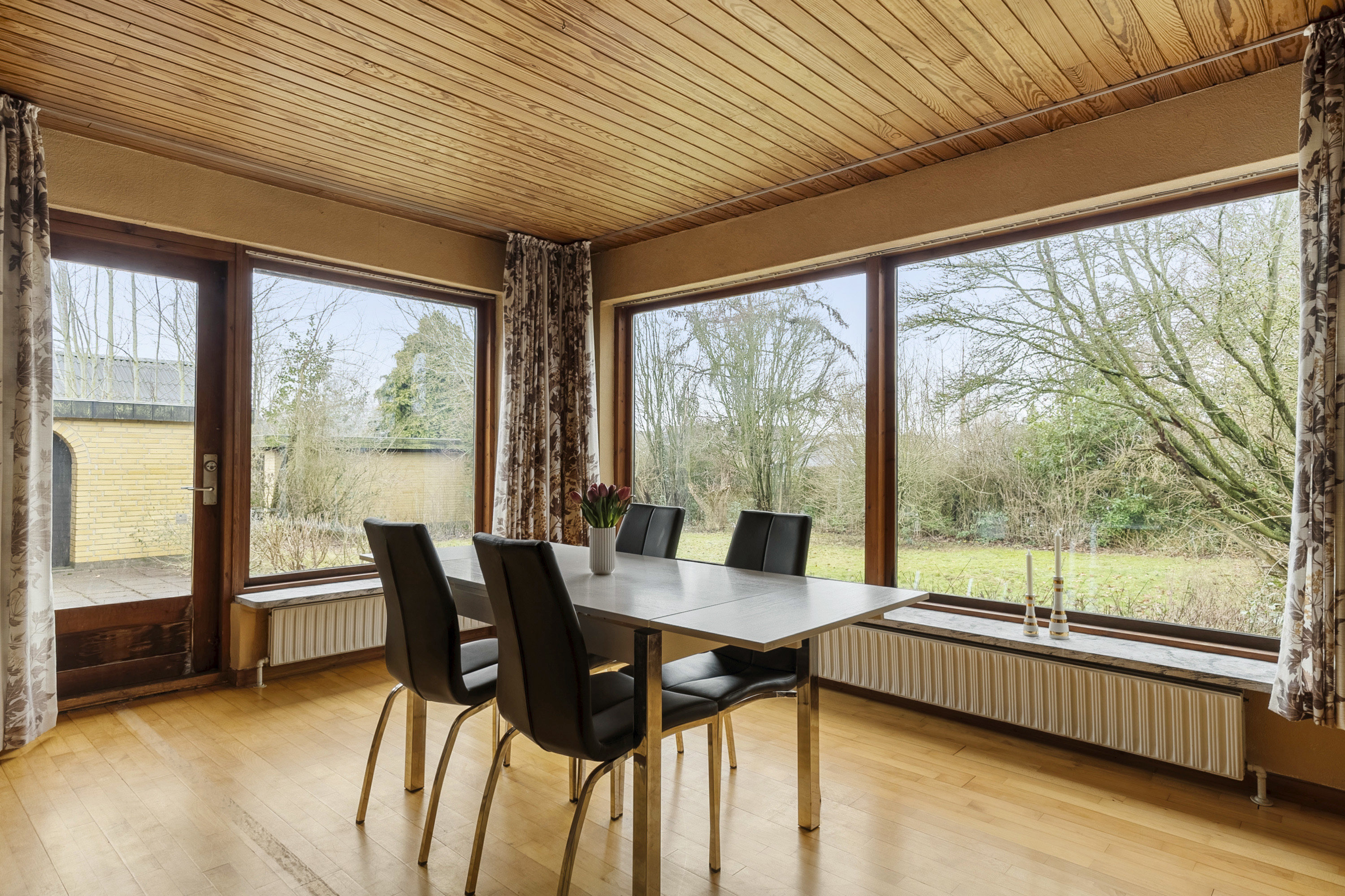 Fremhævet spisestue billede i fuldskærmstilstand. Billede af Snerlevej 30, 8700 Horsens