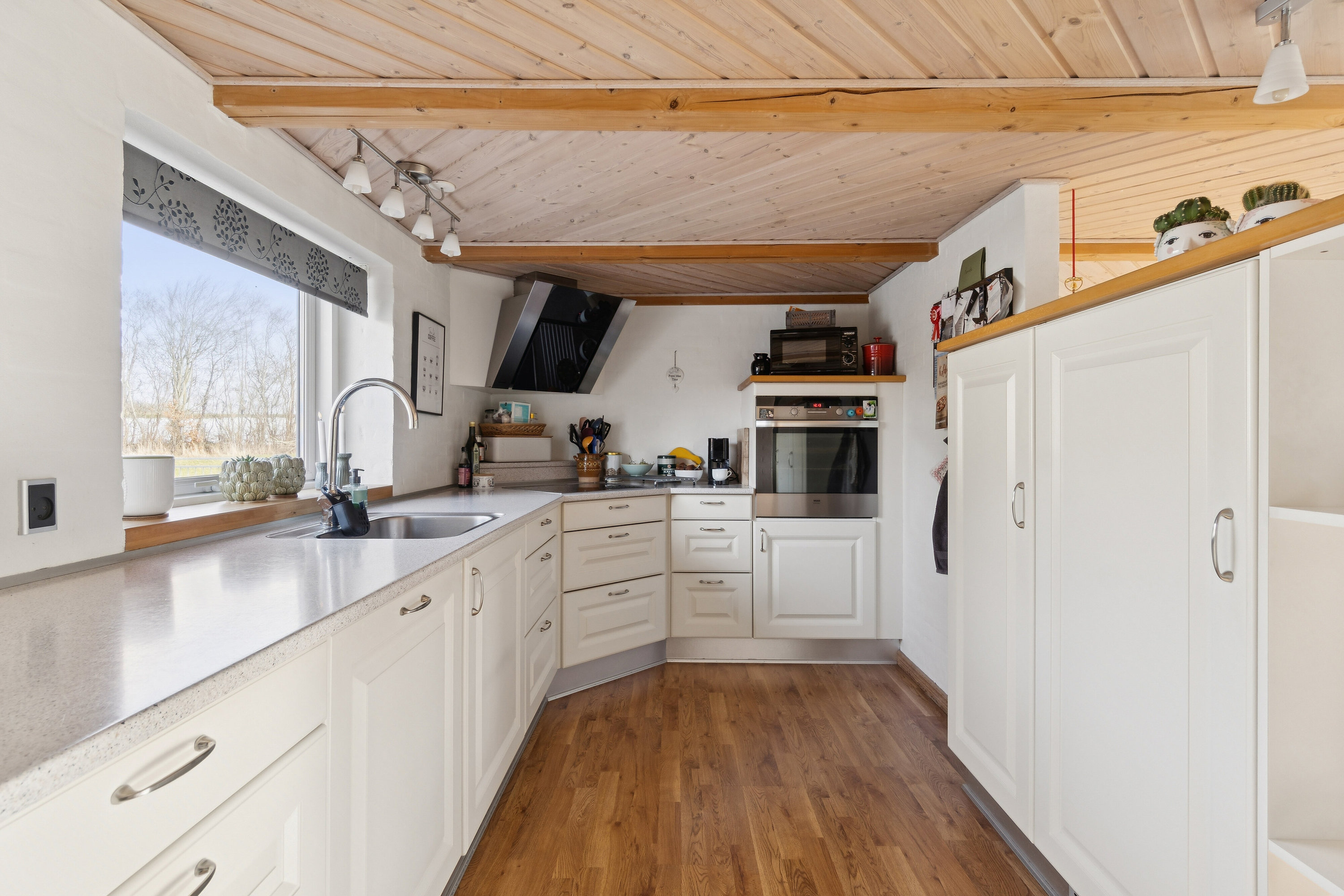 Fremhævet køkken billede i fuldskærmstilstand. Billede af Vestervigvej 202, 7752 Snedsted