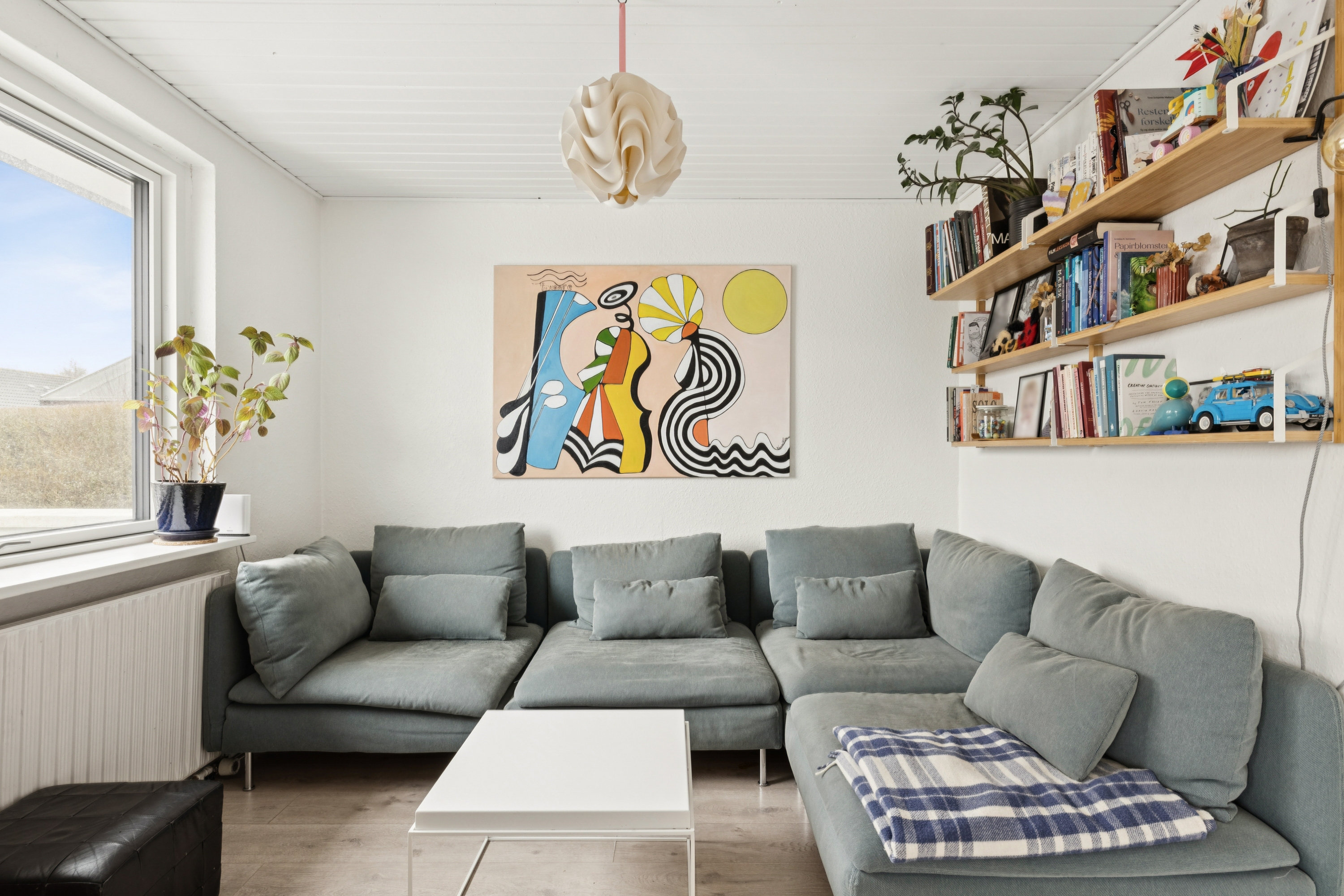 Fremhævet stue billede i fuldskærmstilstand. Billede af Topasvej 3, 8541 Skødstrup