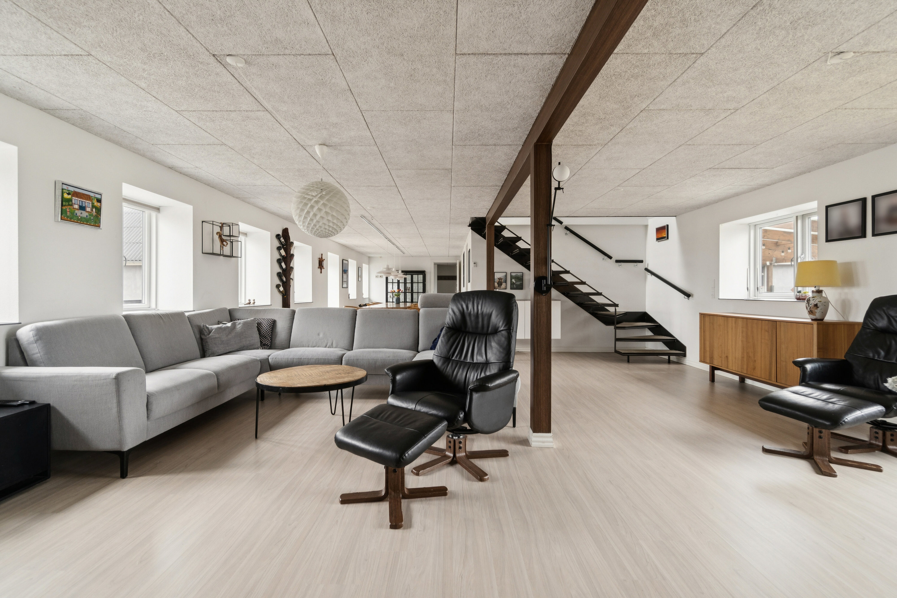 Fremhævet stue billede i fuldskærmstilstand. Billede af Kjelstrupvej 1, Kjelstrup, 7700 Thisted