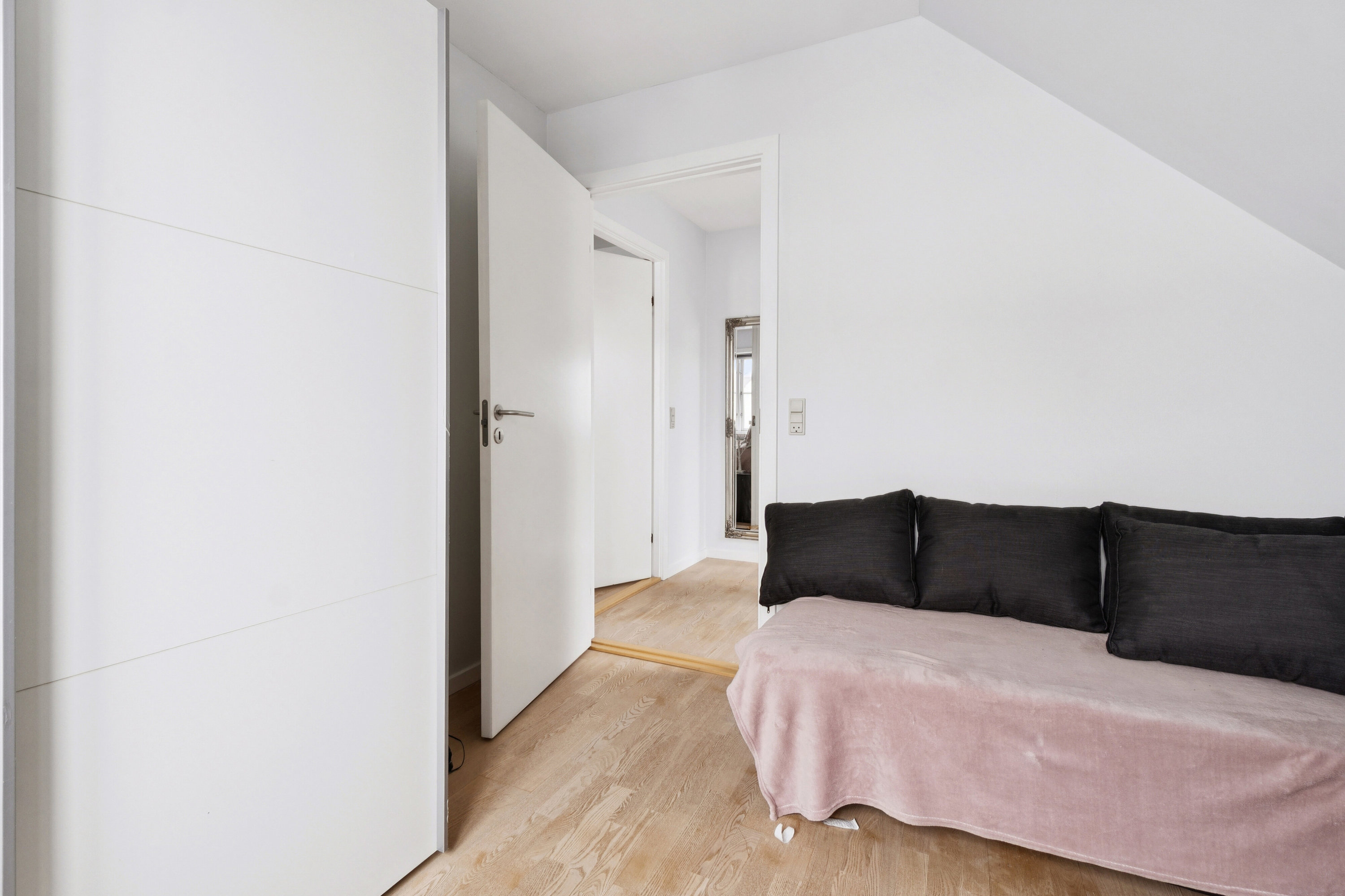 Fremhævet alrum billede i fuldskærmstilstand. Billede af Østergade 62D, Rønne, 3700 Rønne