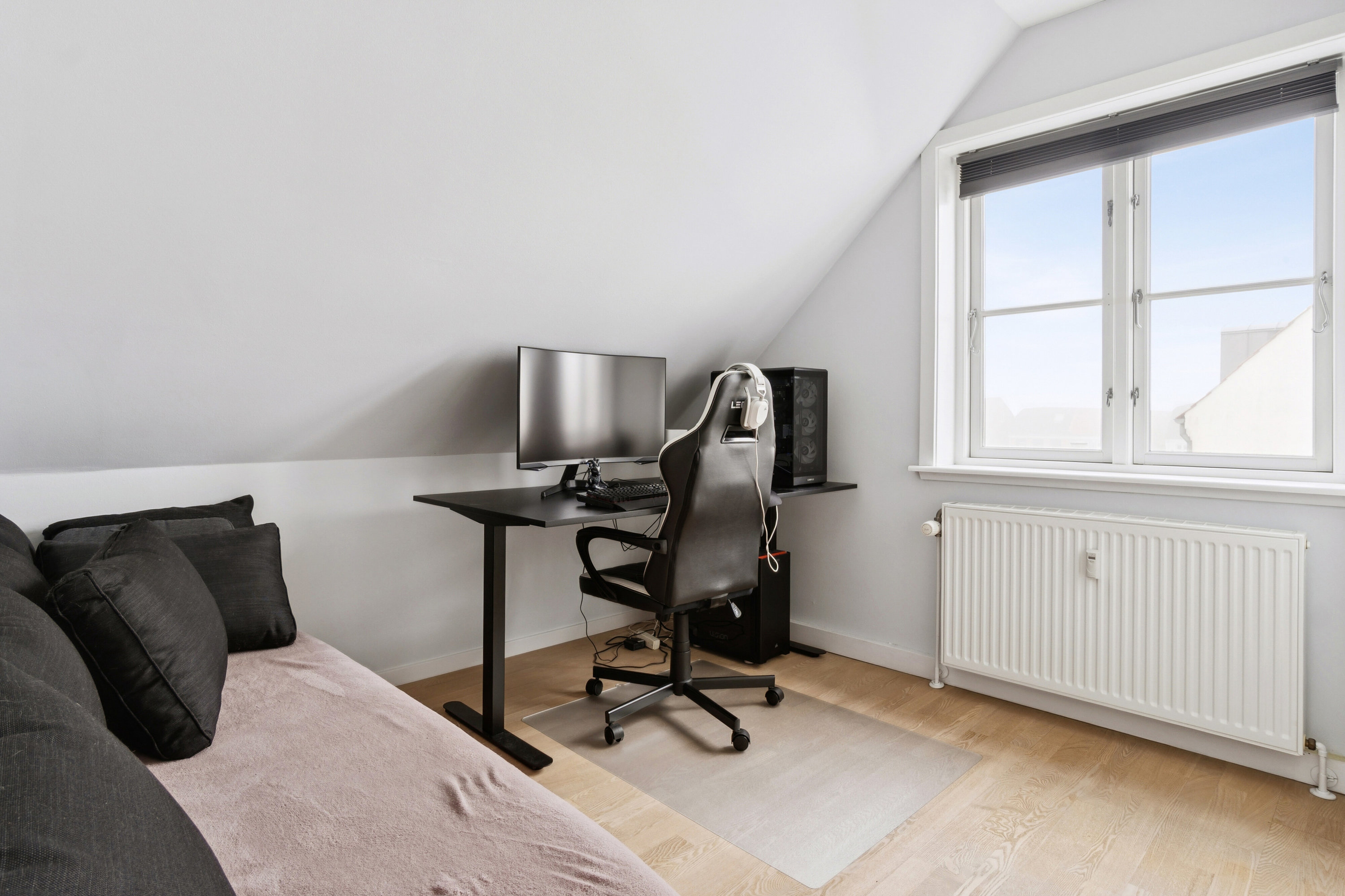 Fremhævet alrum billede i fuldskærmstilstand. Billede af Østergade 62D, Rønne, 3700 Rønne