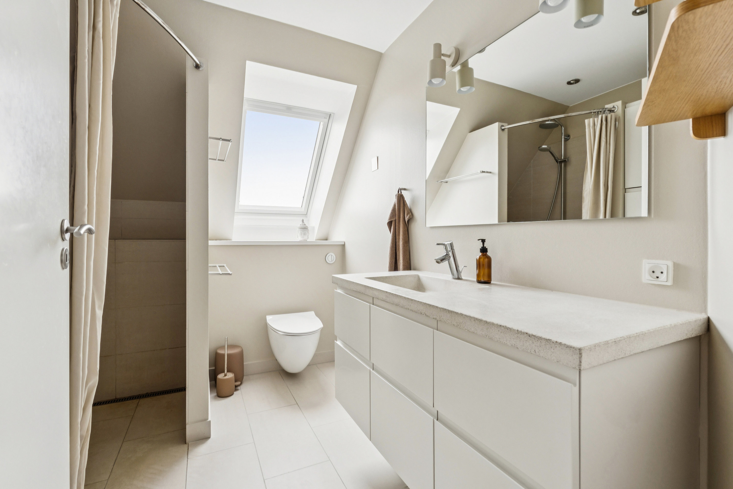 Fremhævet badeværelse billede i fuldskærmstilstand. Billede af Søkildevej 24, 5700 Svendborg