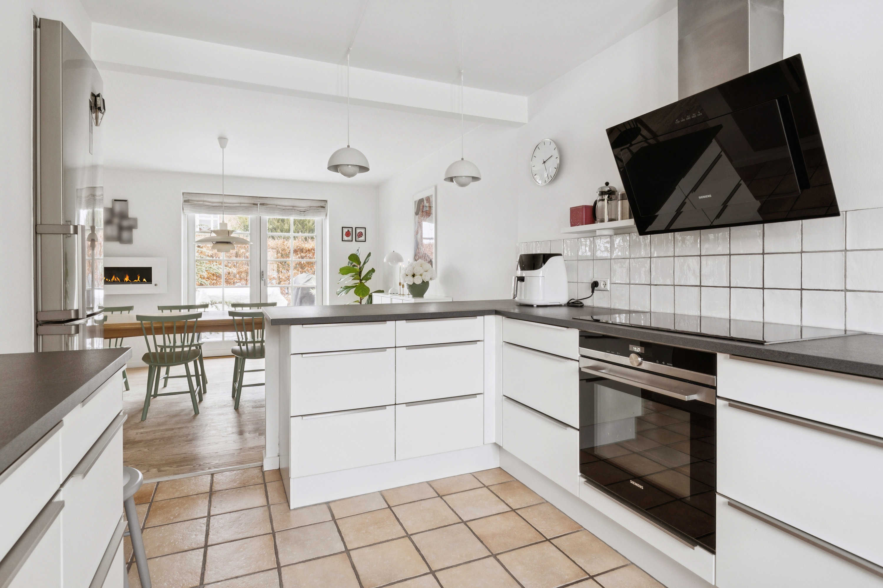 Fremhævet køkken billede i fuldskærmstilstand. Billede af Mejerihusene 1, 2600 Glostrup