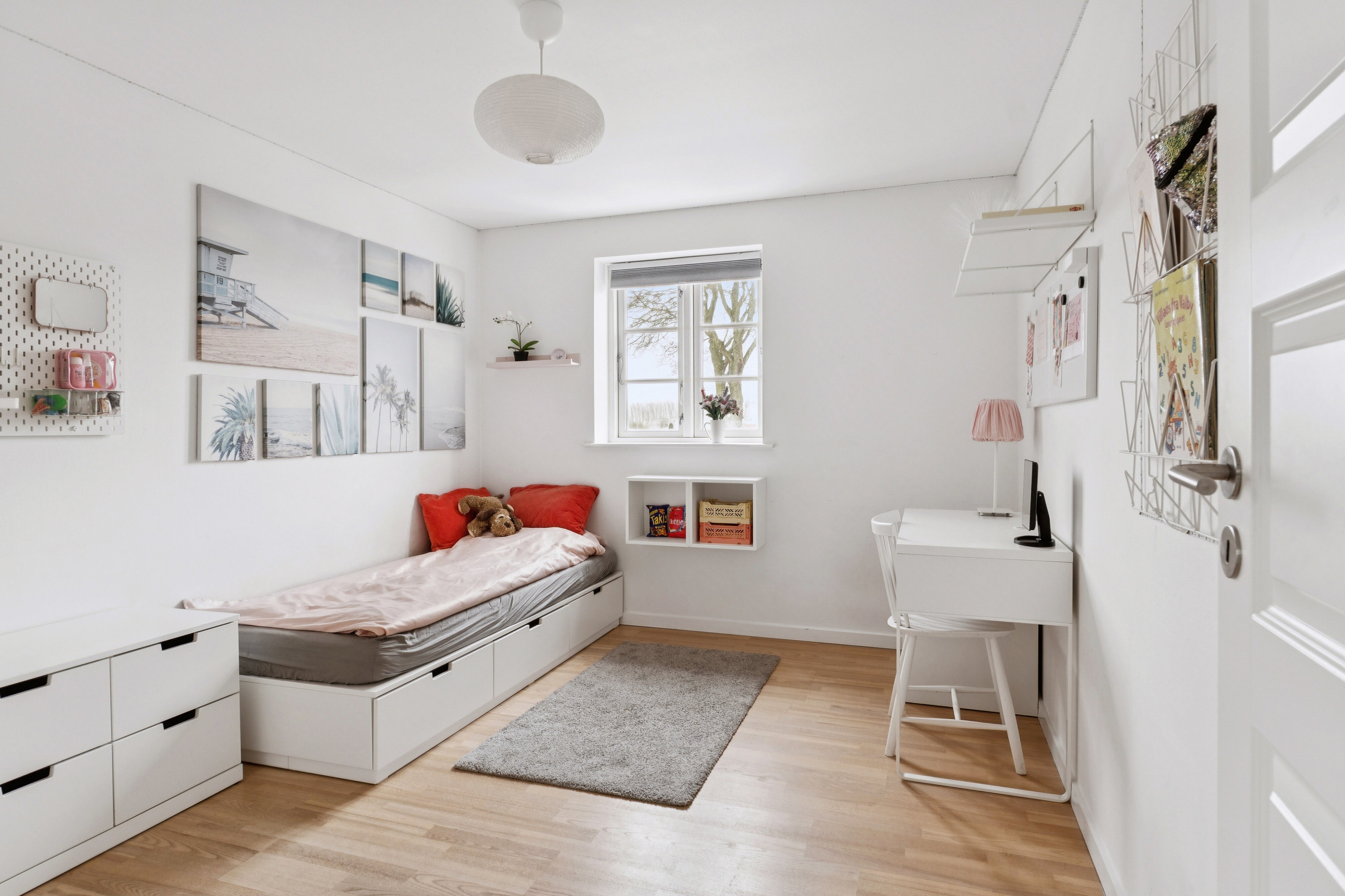 Fremhævet soveværelse billede i fuldskærmstilstand. Billede af Mejerihusene 1, 2600 Glostrup