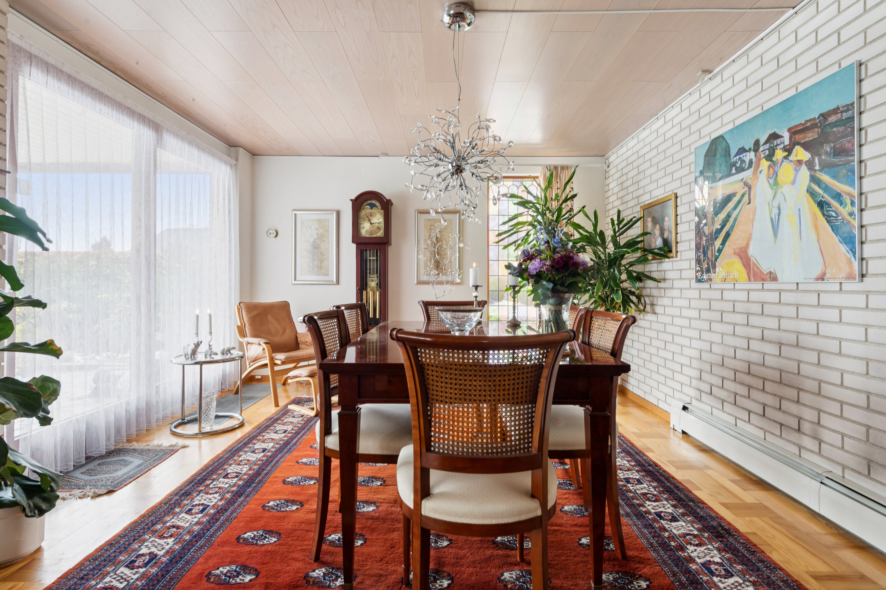 Fremhævet stue billede i fuldskærmstilstand. Billede af Porsager 21, 2620 Albertslund