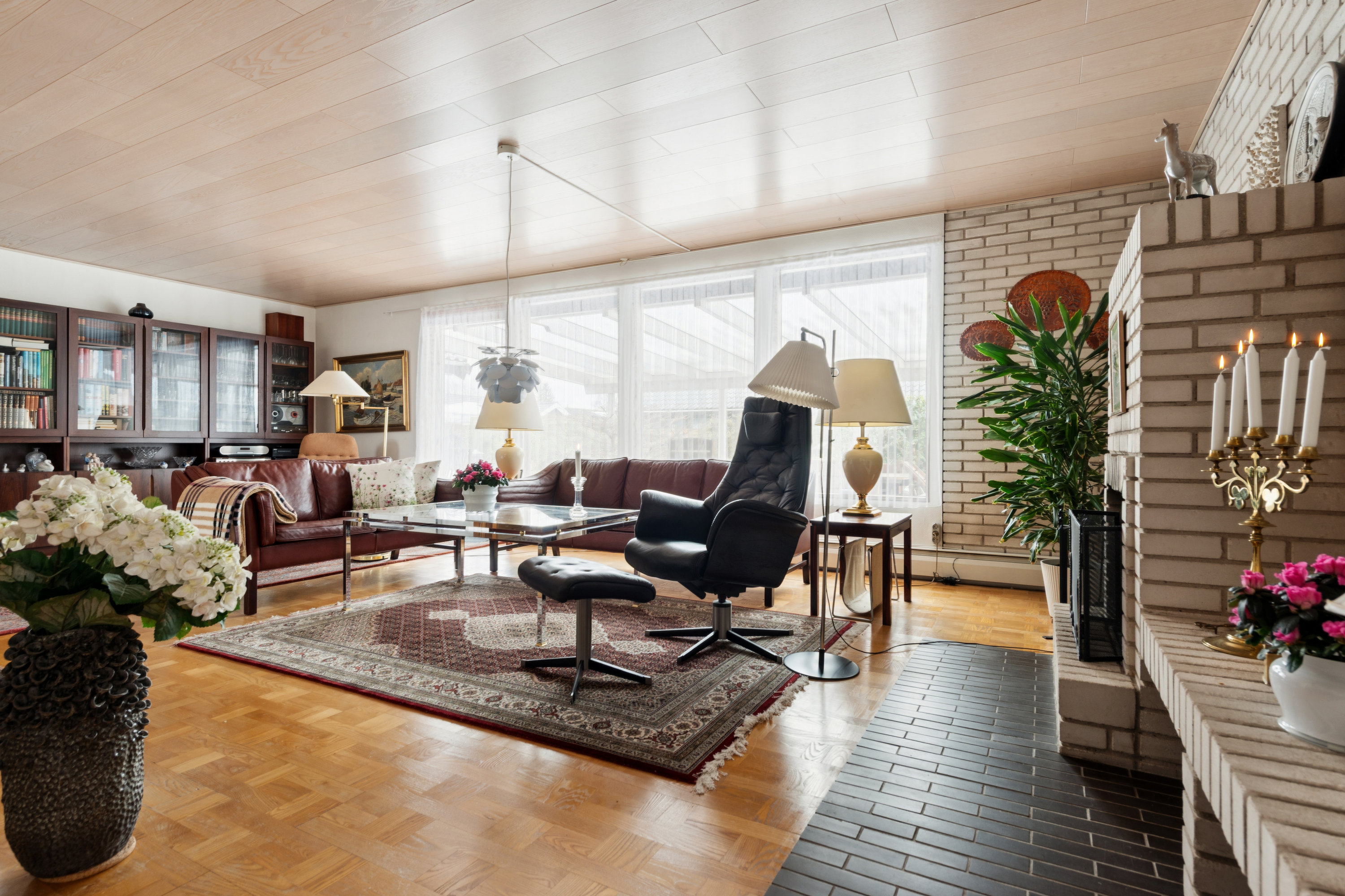 Fremhævet stue billede i fuldskærmstilstand. Billede af Porsager 21, 2620 Albertslund