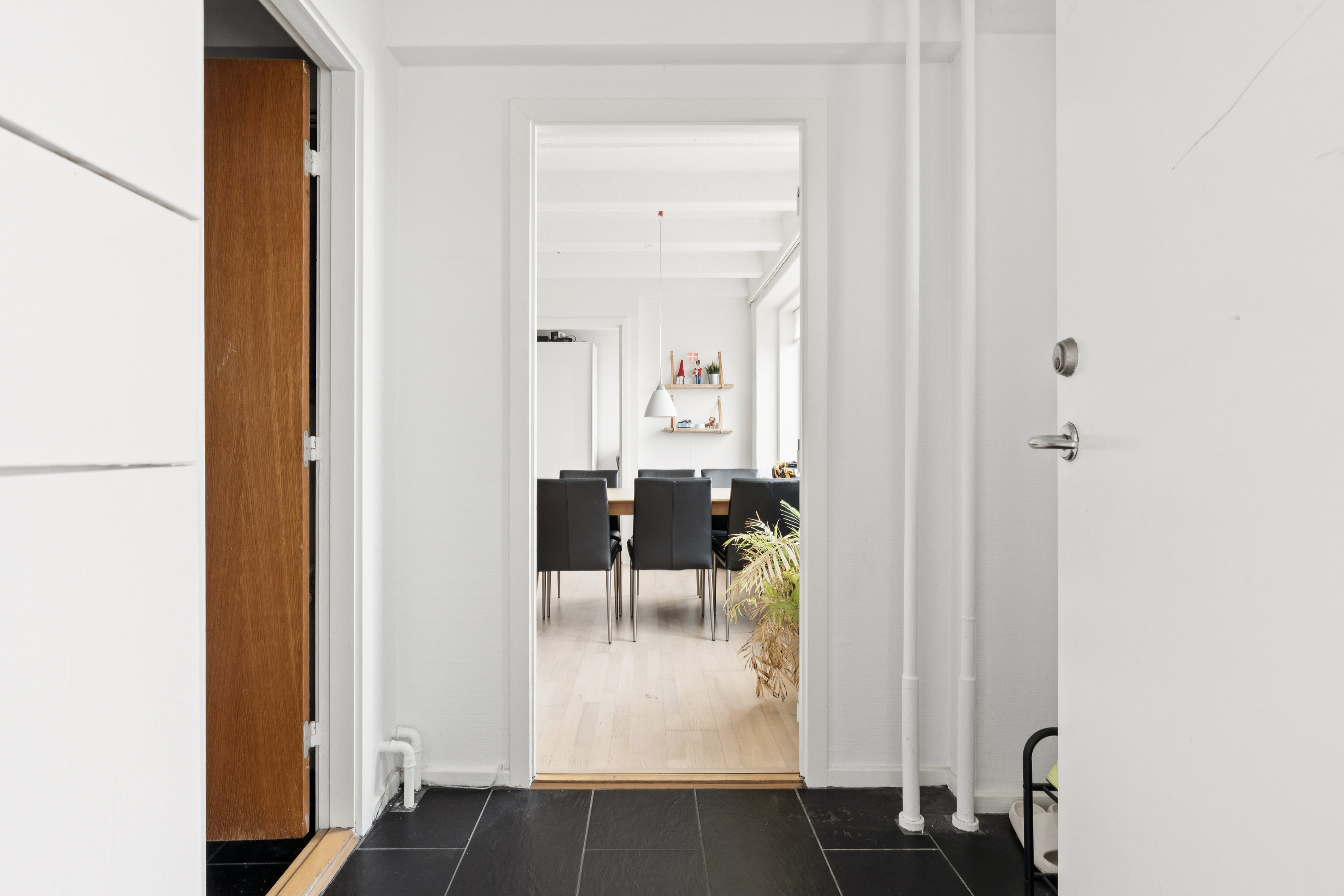 Fremhævet entré billede i fuldskærmstilstand. Billede af Vesterbro 127, 11. 1107., 9000 Aalborg