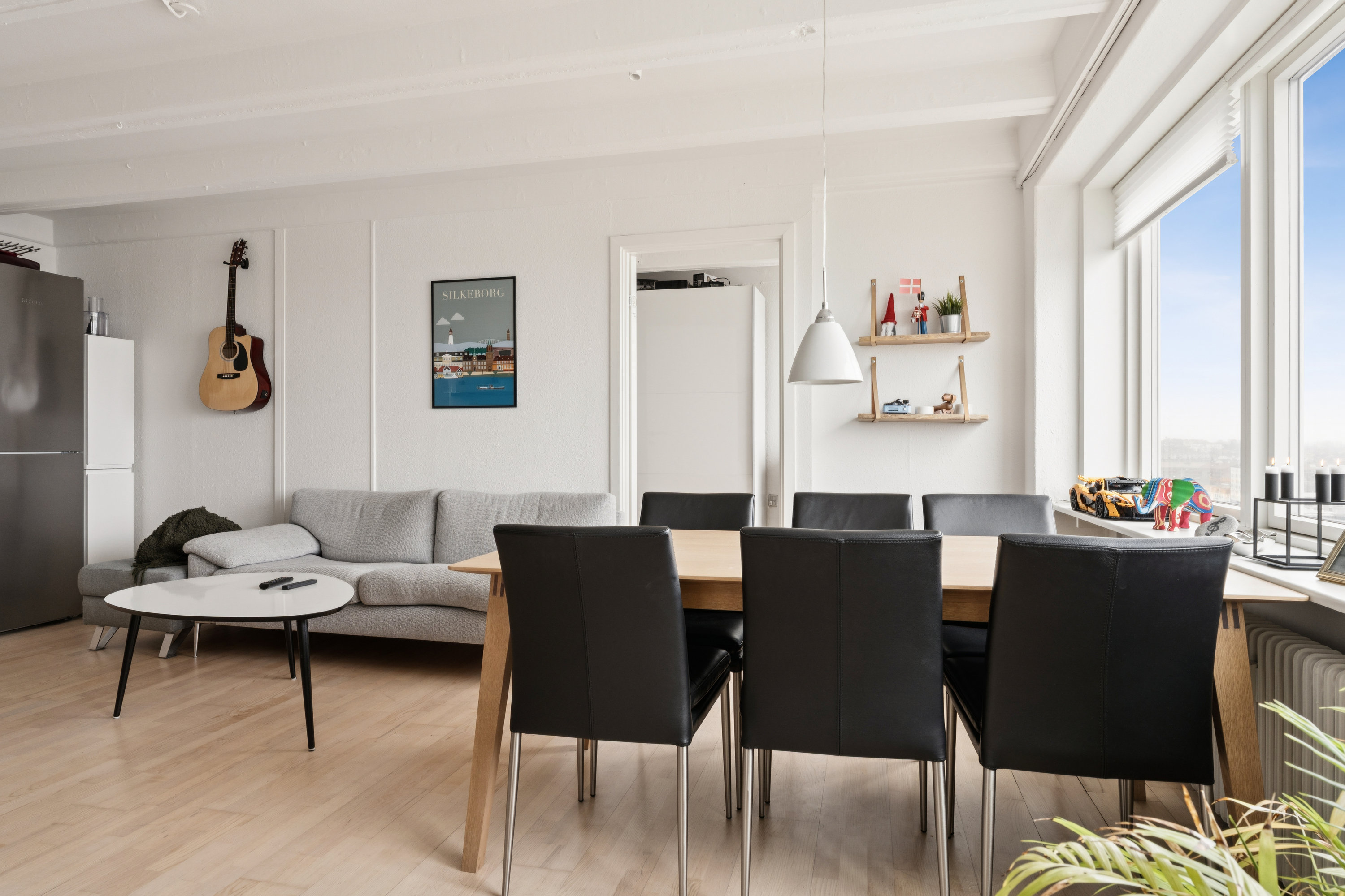 Fremhævet stue billede i fuldskærmstilstand. Billede af Vesterbro 127, 11. 1107., 9000 Aalborg