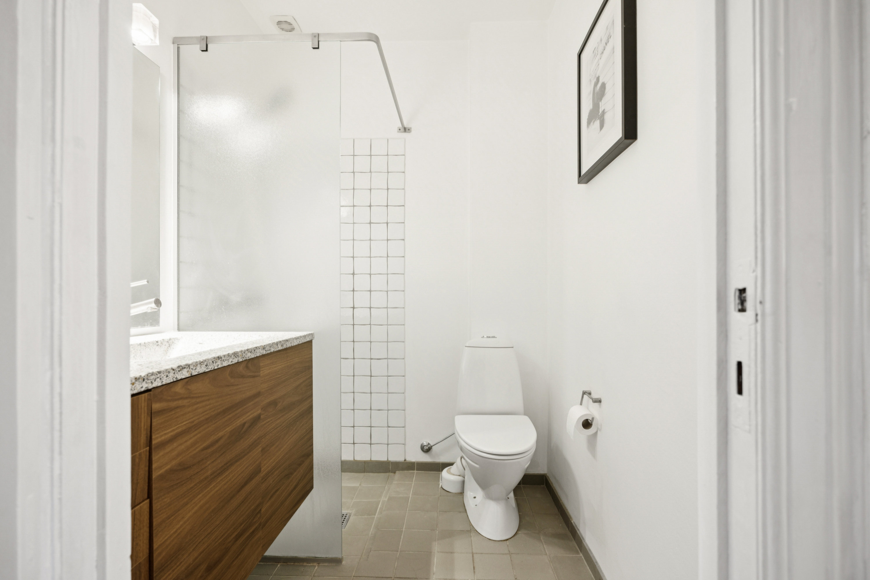 Fremhævet badeværelse billede i fuldskærmstilstand. Billede af Henrik Steffens Vej 5, 4. tv., 1866 Frederiksberg C