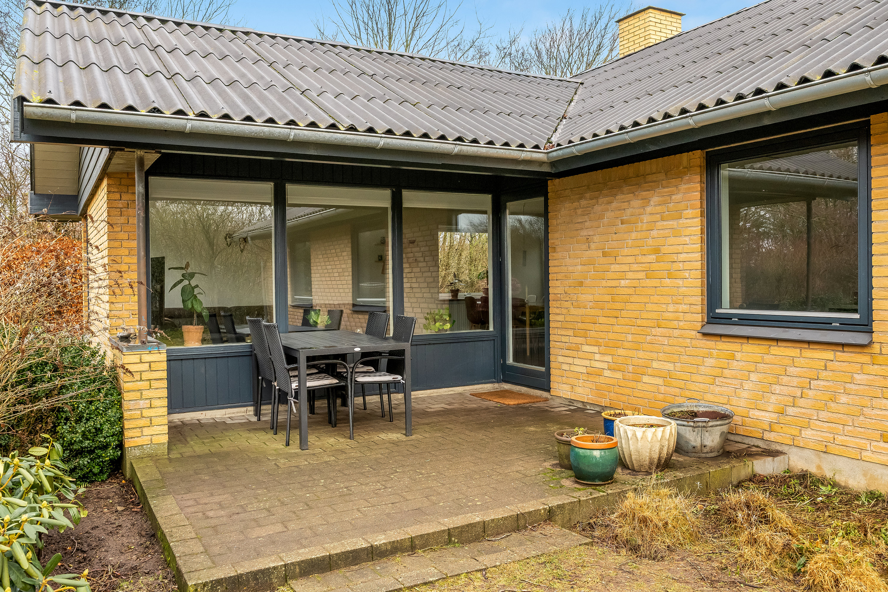 Fremhævet terrasse billede i fuldskærmstilstand. Billede af Birkedalen 13, Lomborg, 7620 Lemvig