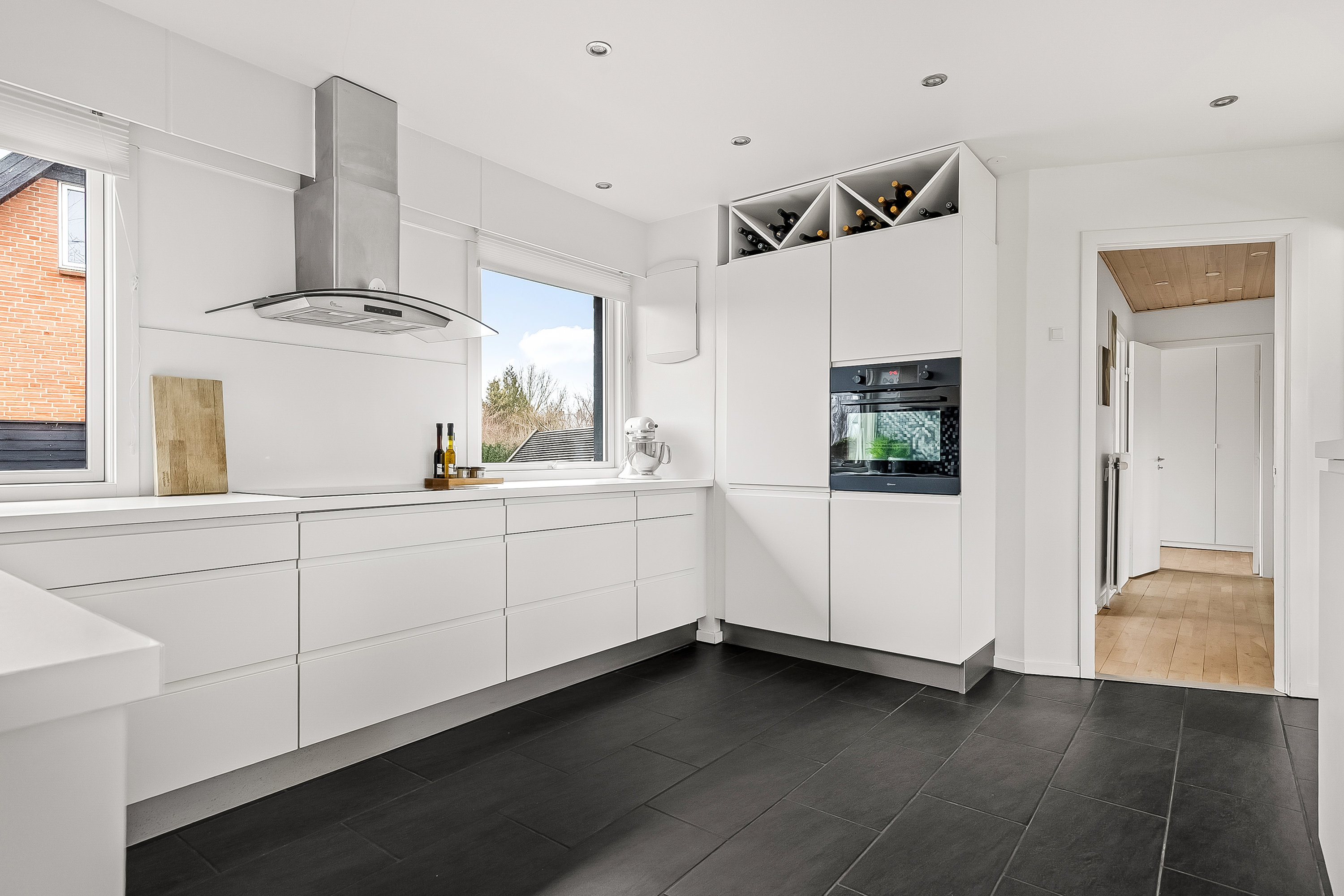 Fremhævet køkken billede i fuldskærmstilstand. Billede af Skolebakken 60, Nr. Bjert, 6000 Kolding