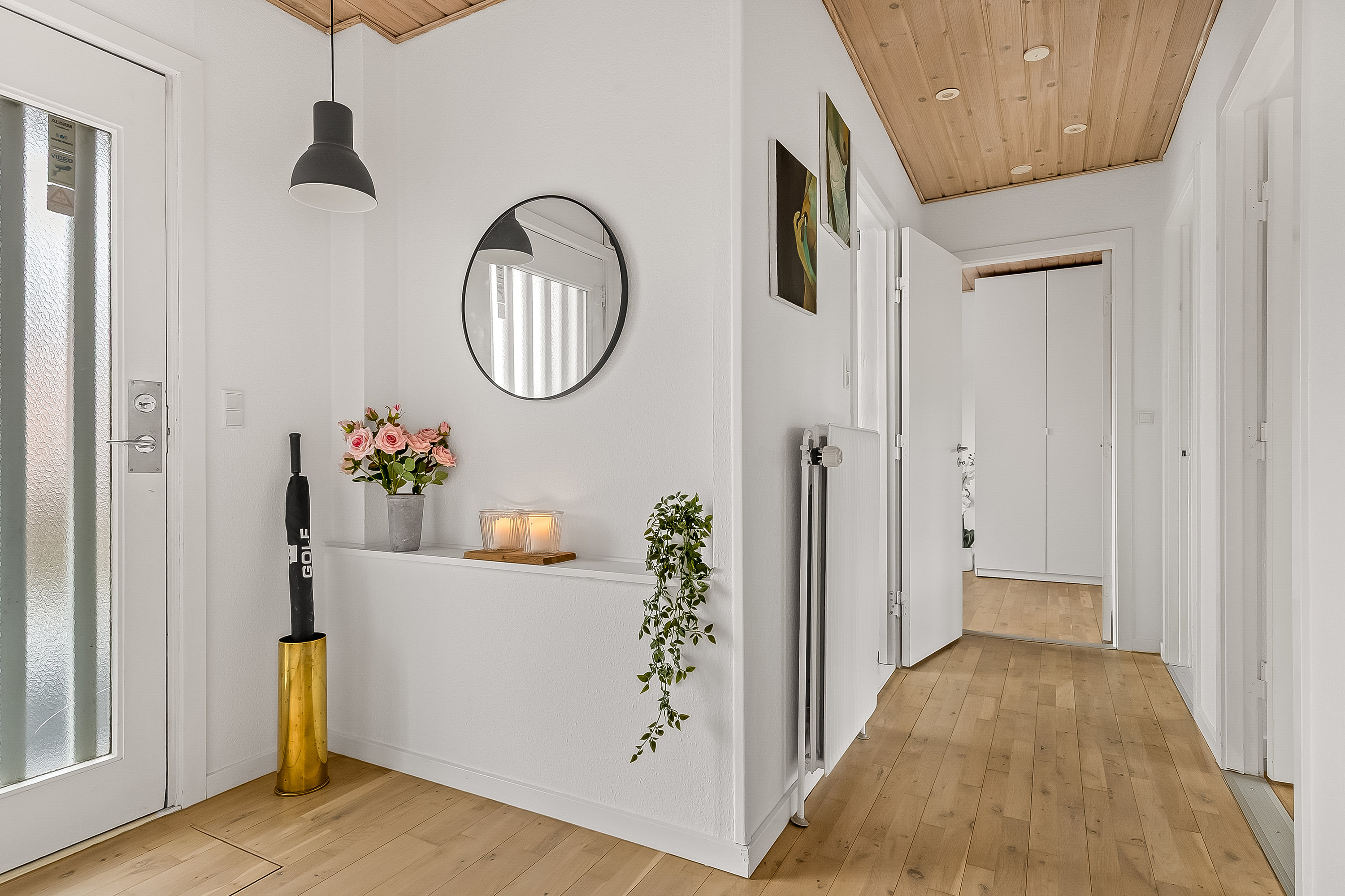 Fremhævet gang billede i fuldskærmstilstand. Billede af Skolebakken 60, Nr. Bjert, 6000 Kolding