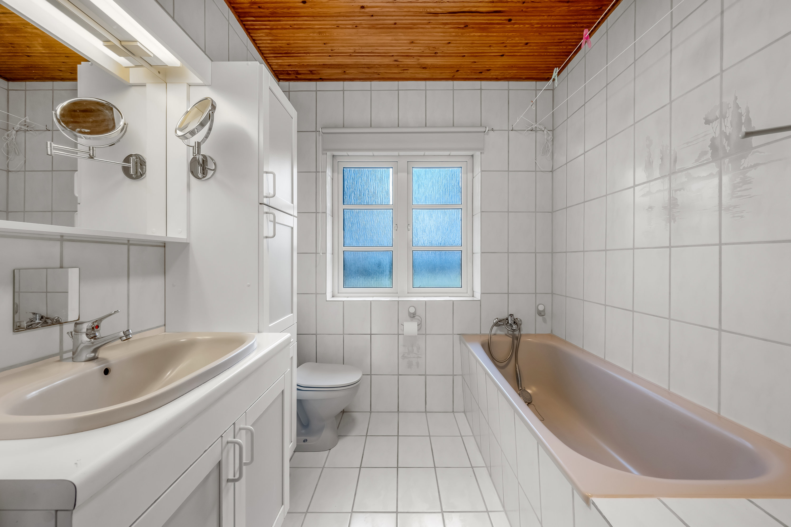 Fremhævet badeværelse billede i fuldskærmstilstand. Billede af Vardevej 112, 6900 Skjern