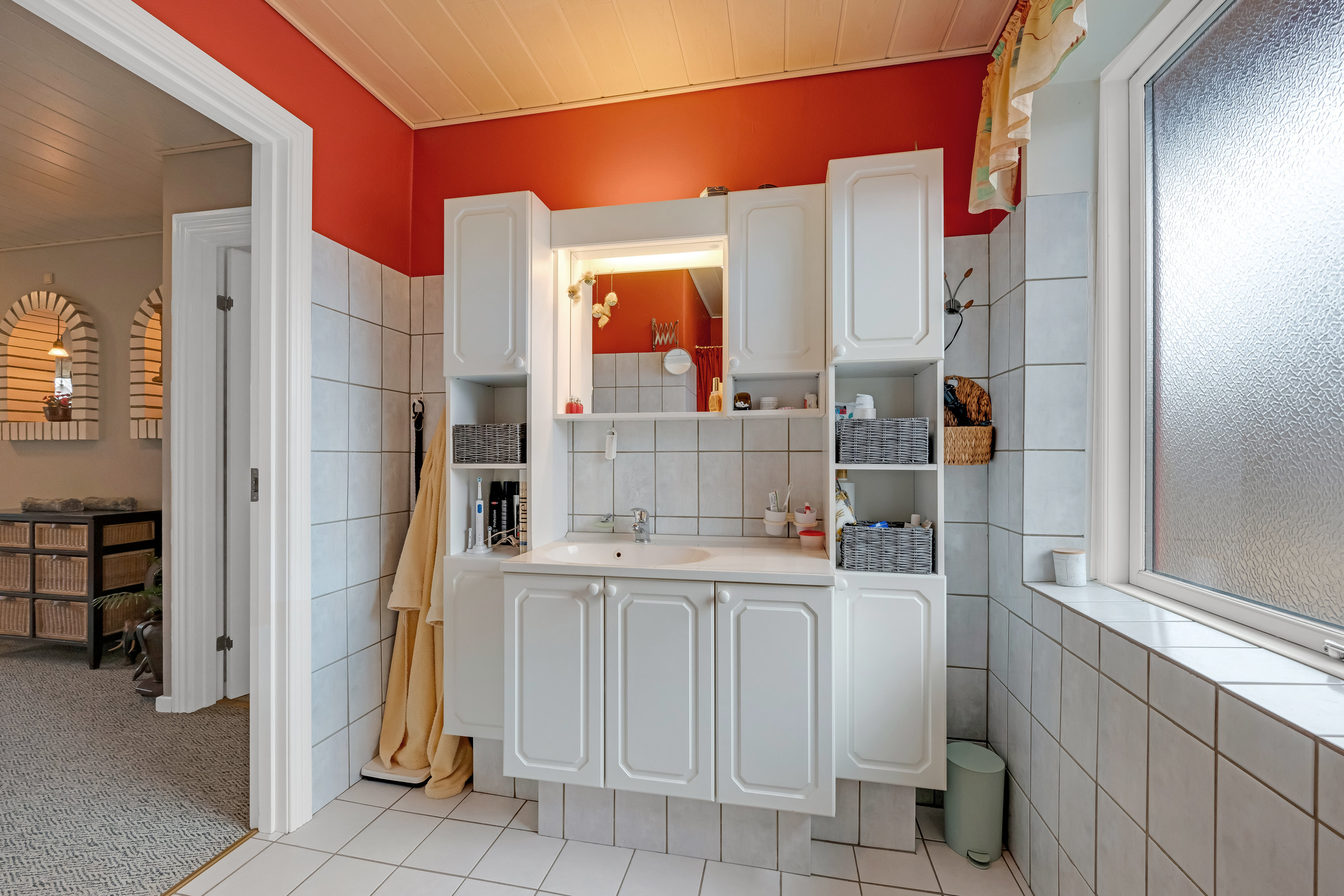 Fremhævet badeværelse billede i fuldskærmstilstand. Billede af Skolevænget 14, Borris, 6900 Skjern